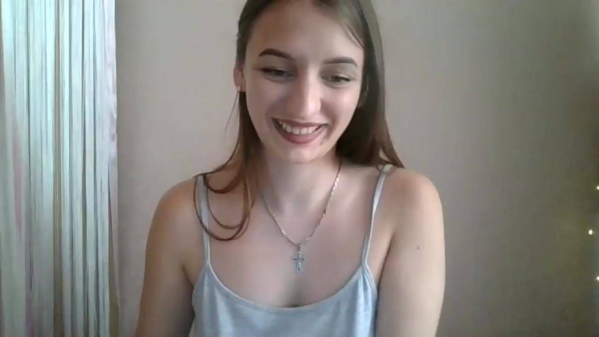 Gallery image thumbnail from SarahMills's myfreecams stream on, 07/28/2025, 11:01 image 6 of 20