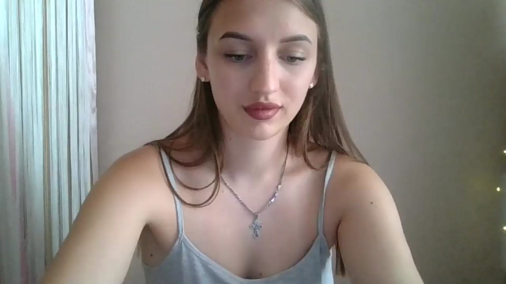 Gallery image thumbnail from SarahMills's myfreecams stream on, 07/28/2025, 11:01 image 2 of 20