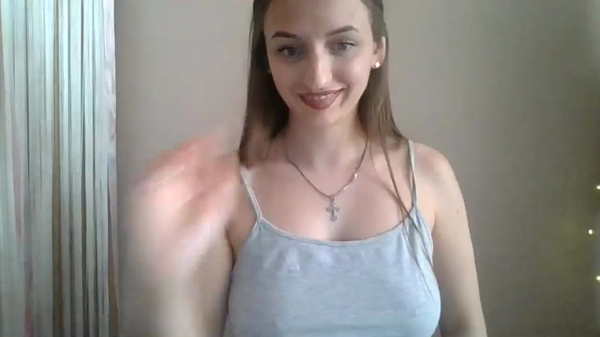 Gallery image thumbnail from SarahMills's myfreecams stream on, 07/28/2025, 11:01 image 11 of 20