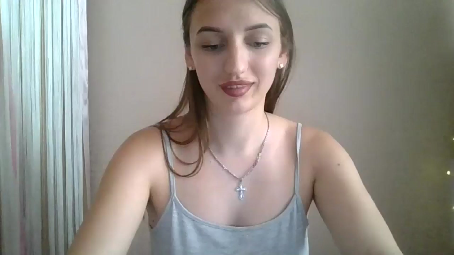 Gallery image thumbnail from SarahMills's myfreecams stream on, 07/28/2025, 11:01 image 5 of 20