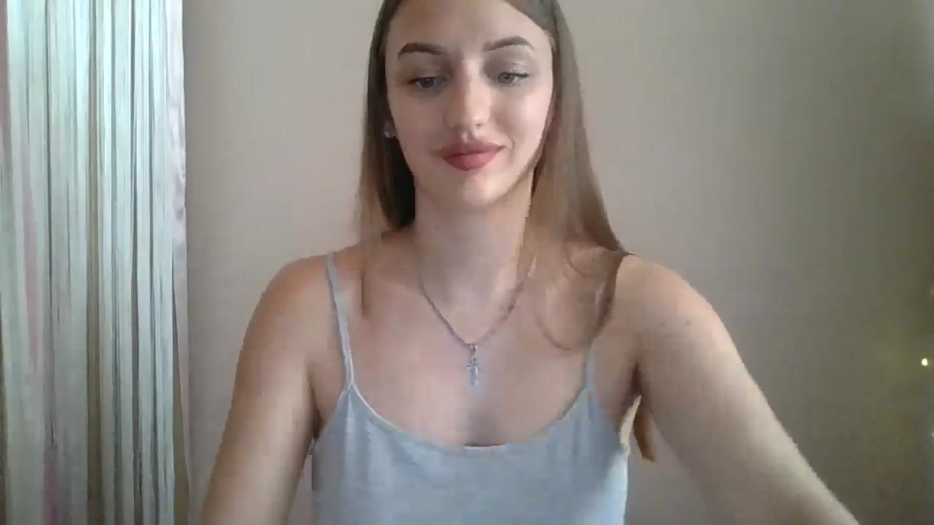 Gallery image thumbnail from SarahMills's myfreecams stream on, 07/28/2025, 11:46 image 10 of 20
