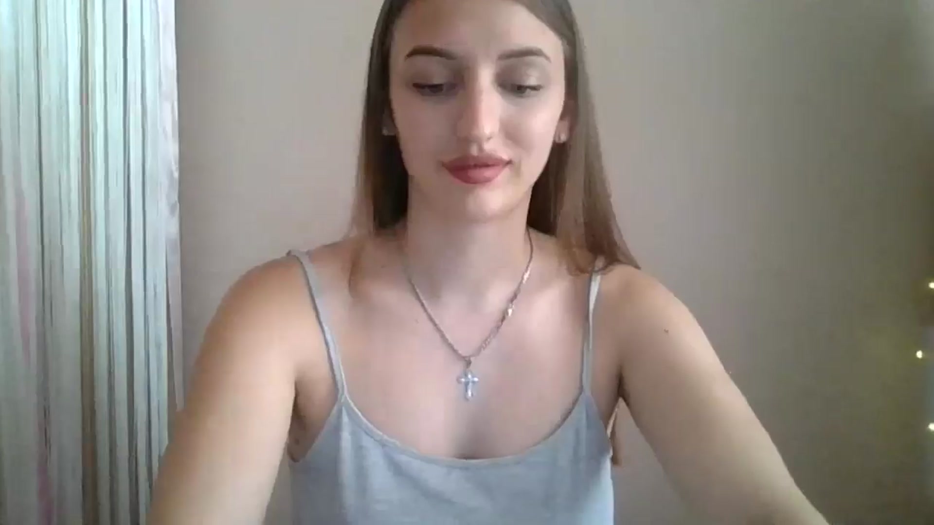 Gallery image thumbnail from SarahMills's myfreecams stream on, 07/28/2025, 11:46 image 5 of 20