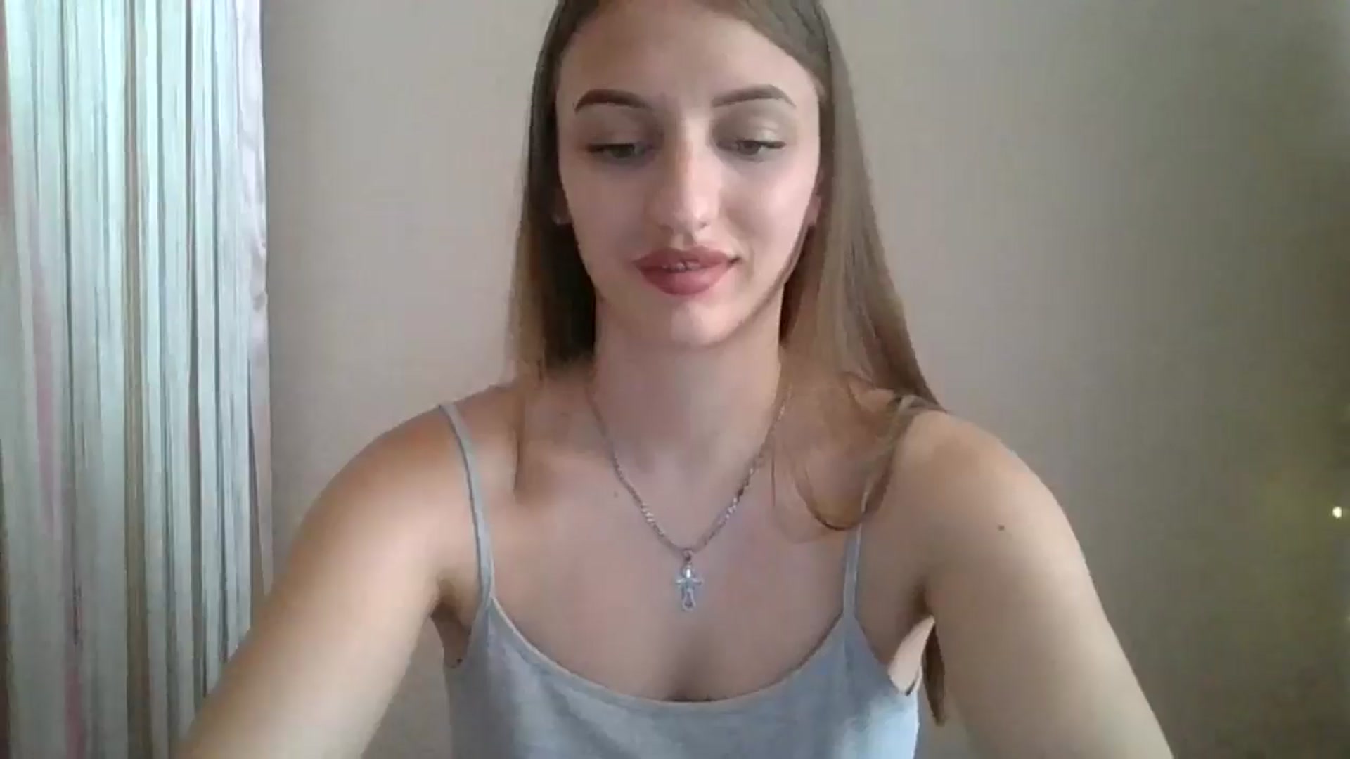 Gallery image thumbnail from SarahMills's myfreecams stream on, 07/28/2025, 11:46 image 9 of 20