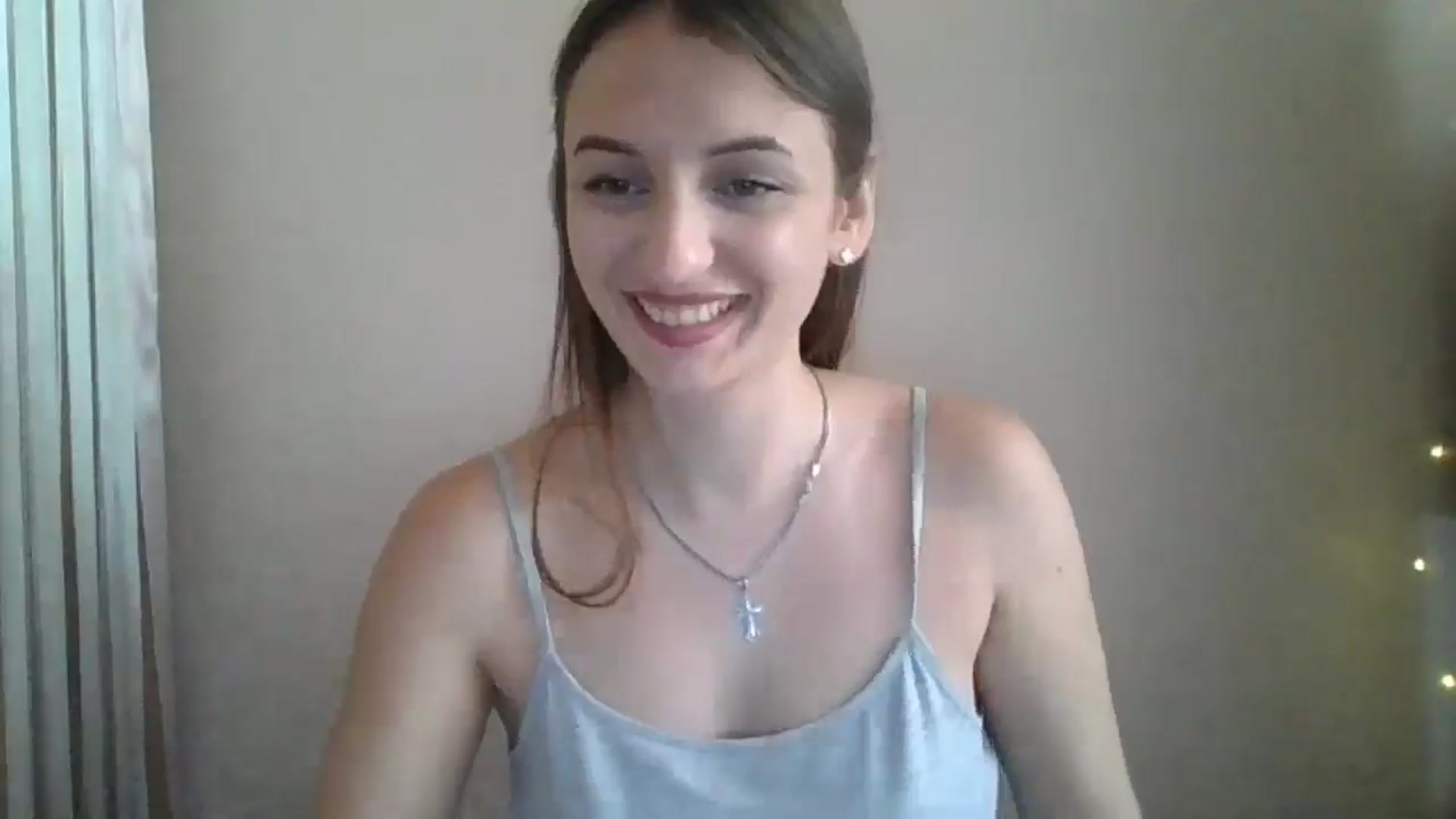 Gallery image thumbnail from SarahMills's myfreecams stream on, 07/28/2025, 12:35 image 15 of 20