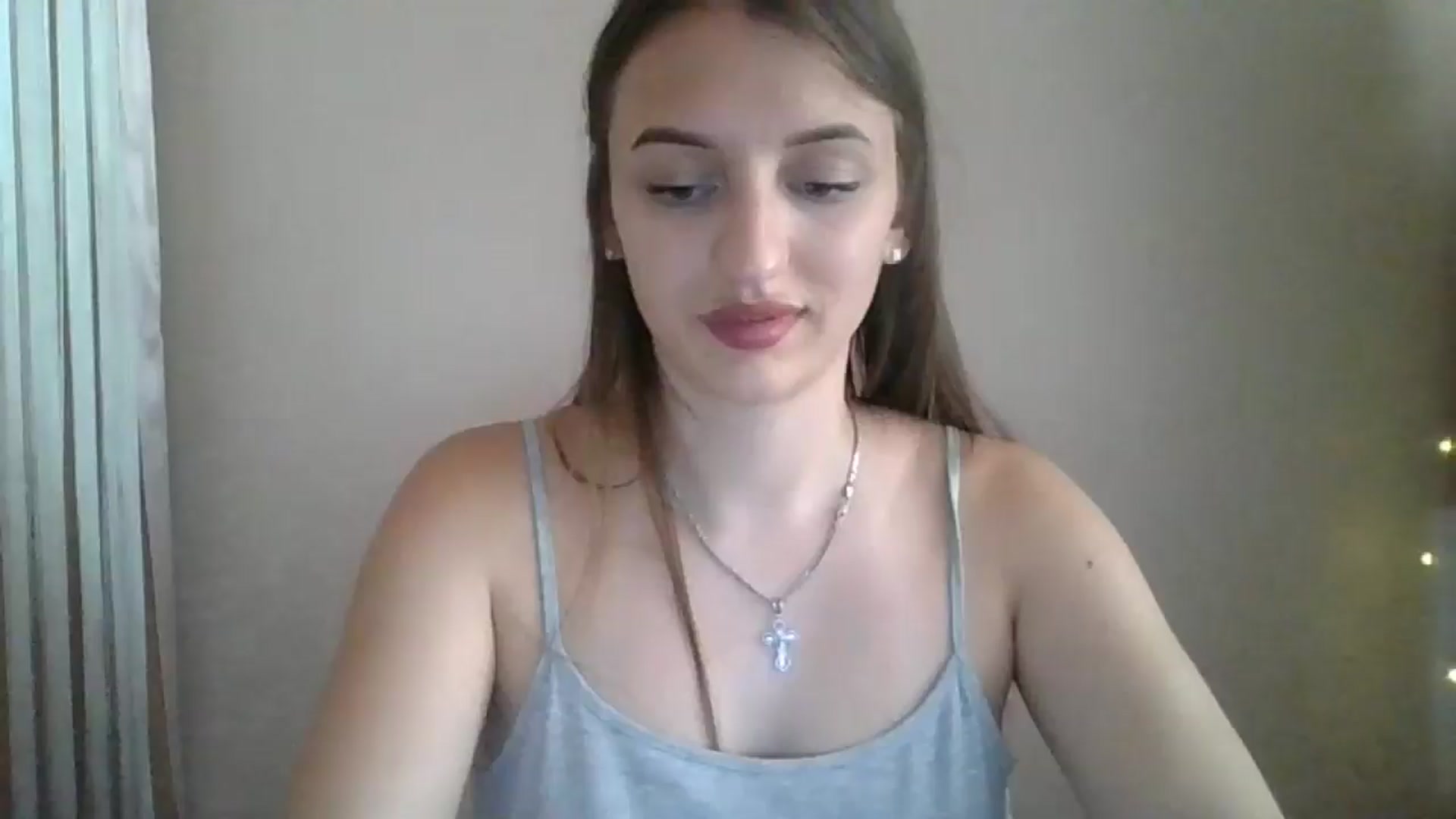 Gallery image thumbnail from SarahMills's myfreecams stream on, 07/28/2025, 12:53 image 12 of 20