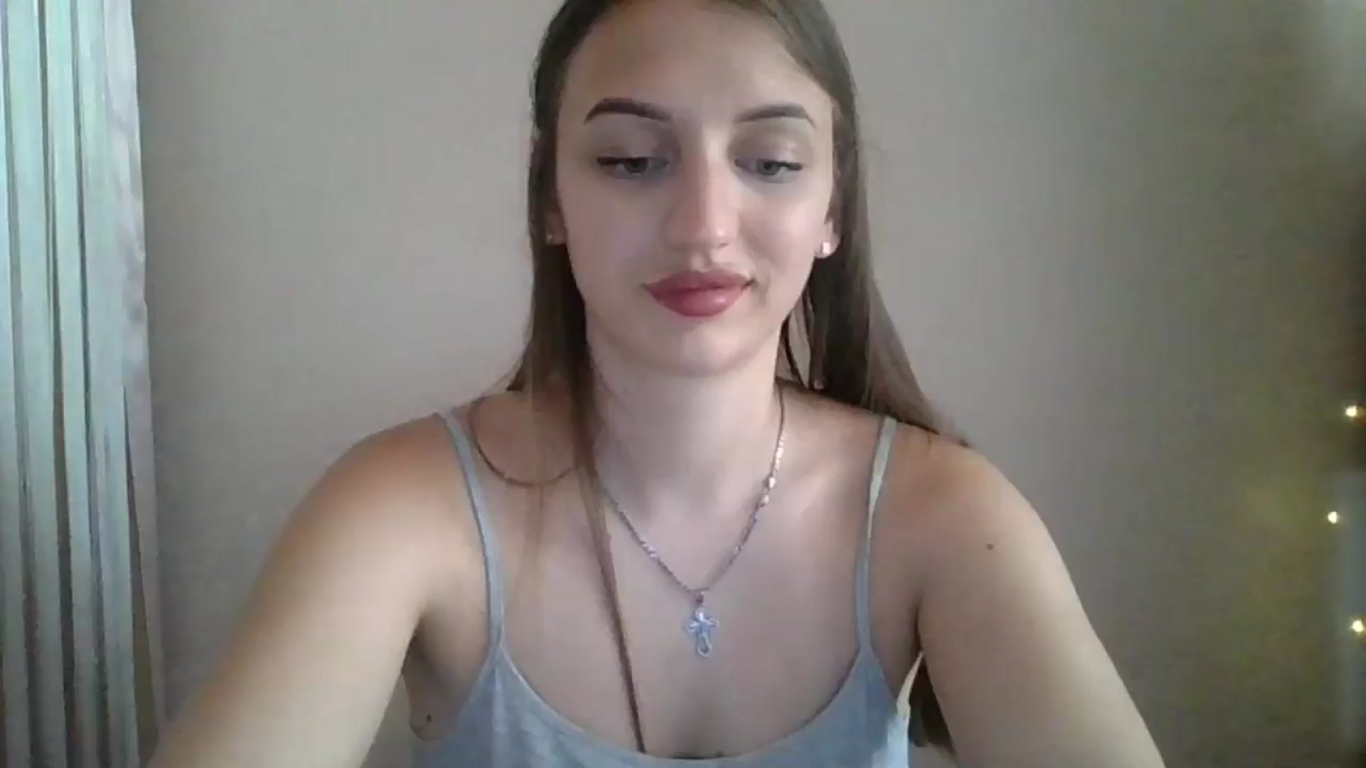 Gallery image thumbnail from SarahMills's myfreecams stream on, 07/28/2025, 12:53 image 14 of 20