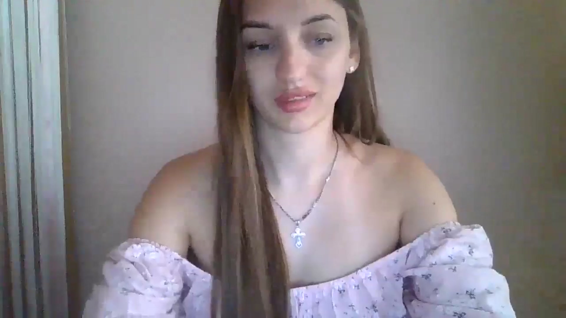 Gallery image thumbnail from SarahMills's myfreecams stream on, 07/31/2025, 08:36 image 9 of 20