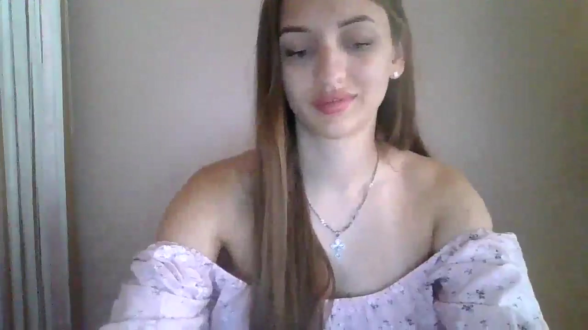 Gallery image thumbnail from SarahMills's myfreecams stream on, 07/31/2025, 08:36 image 8 of 20