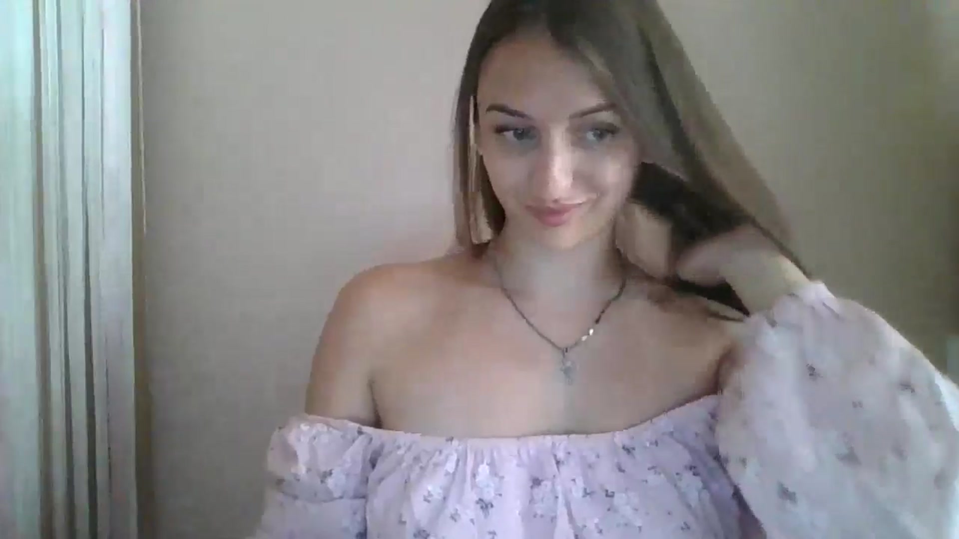 Gallery image thumbnail from SarahMills's myfreecams stream on, 07/31/2025, 11:04 image 8 of 20