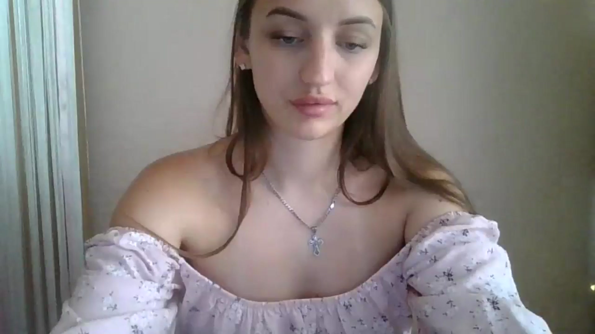 Gallery image thumbnail from SarahMills's myfreecams stream on, 07/31/2025, 12:01 image 3 of 20