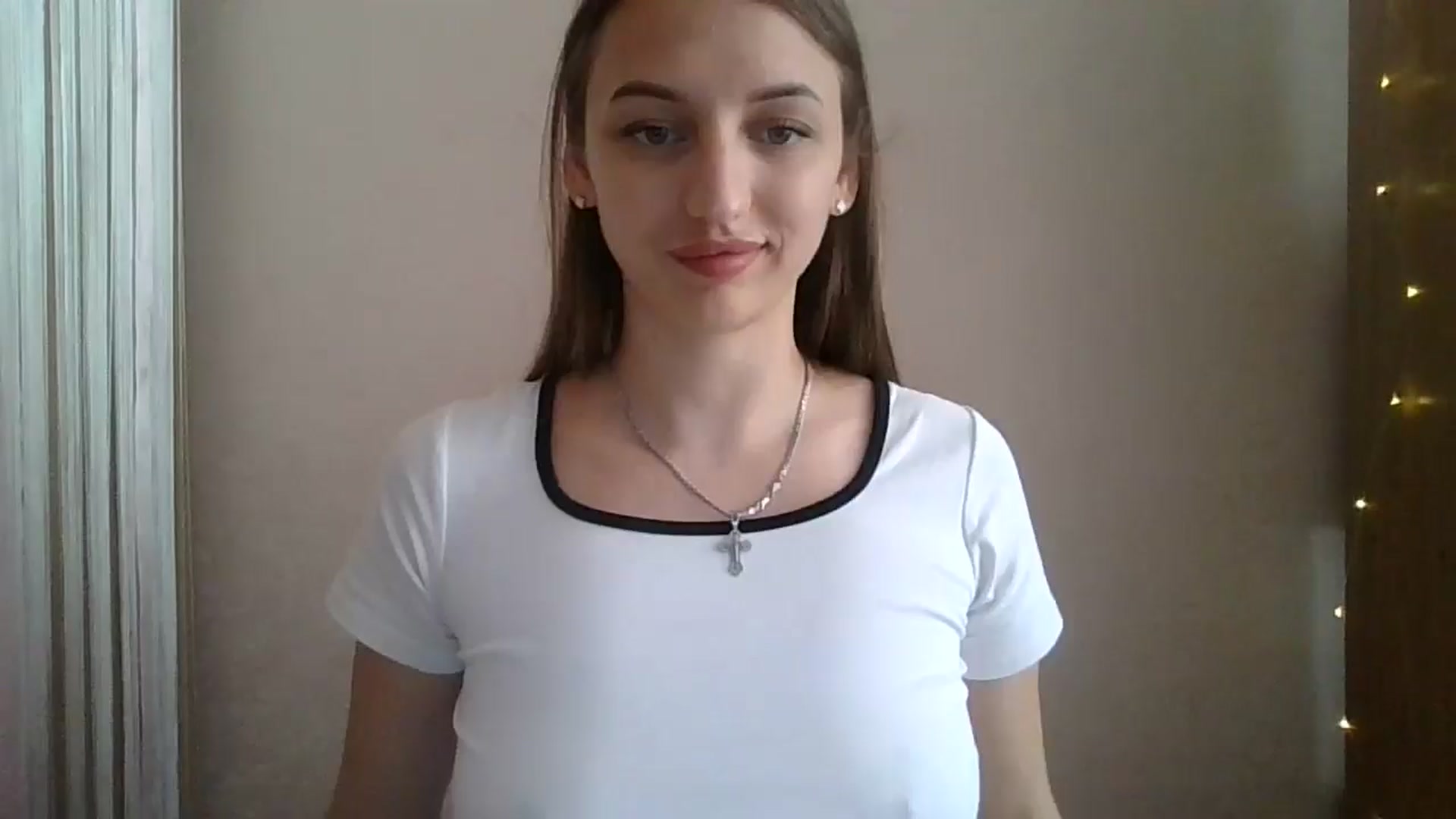 Gallery image thumbnail from SarahMills's myfreecams stream on, 08/01/2025, 11:03 image 10 of 20