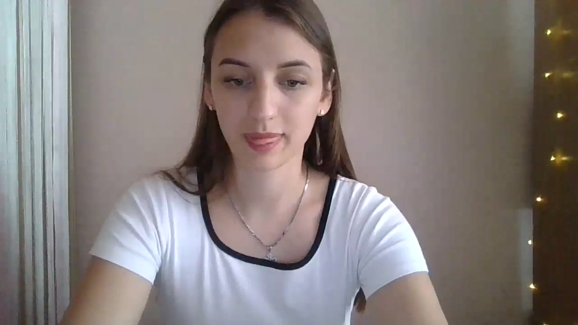 Gallery image thumbnail from SarahMills's myfreecams stream on, 08/01/2025, 11:03 image 16 of 20