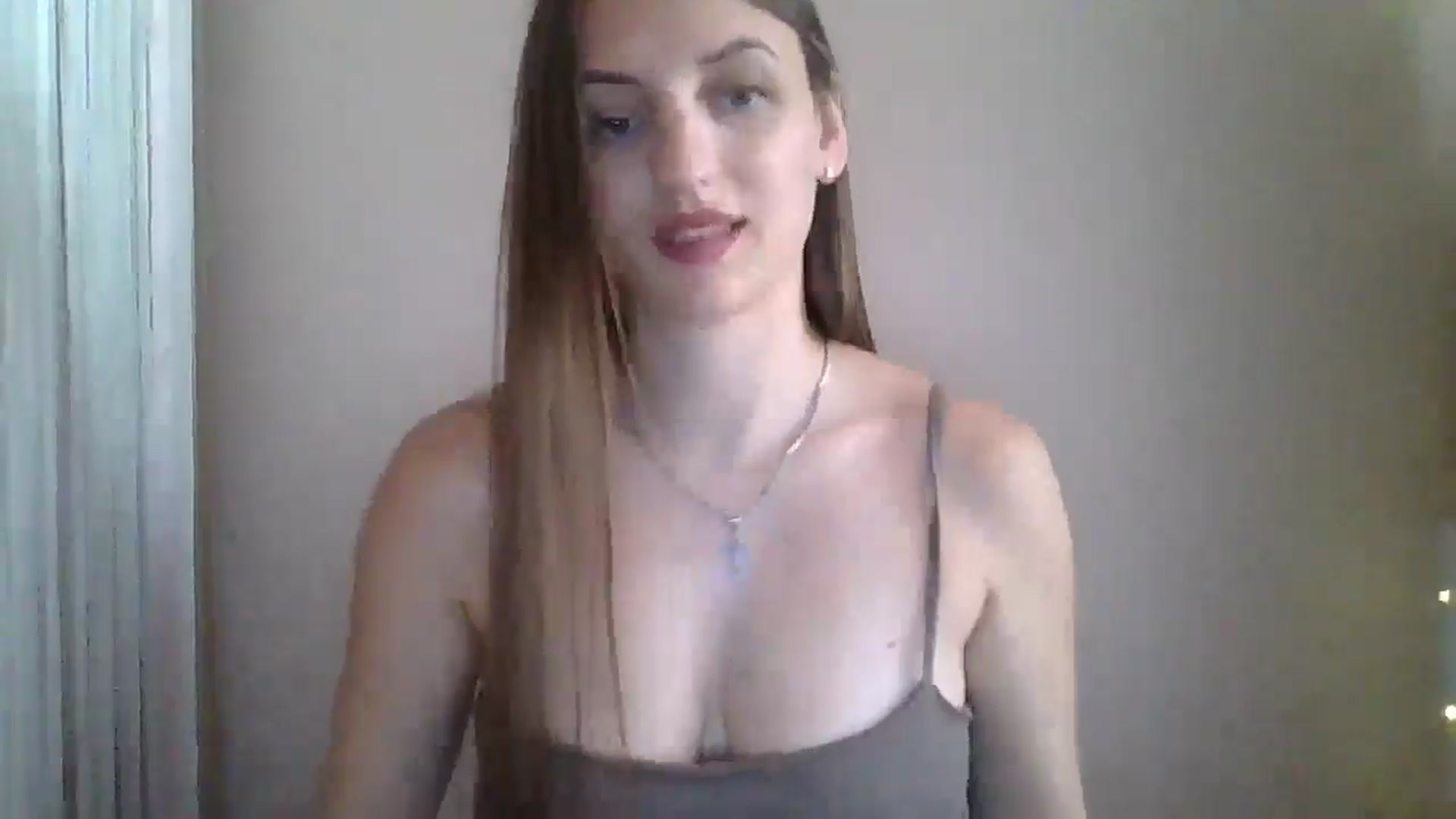 Gallery image thumbnail from SarahMills's myfreecams stream on, 08/02/2025, 14:06 image 9 of 20
