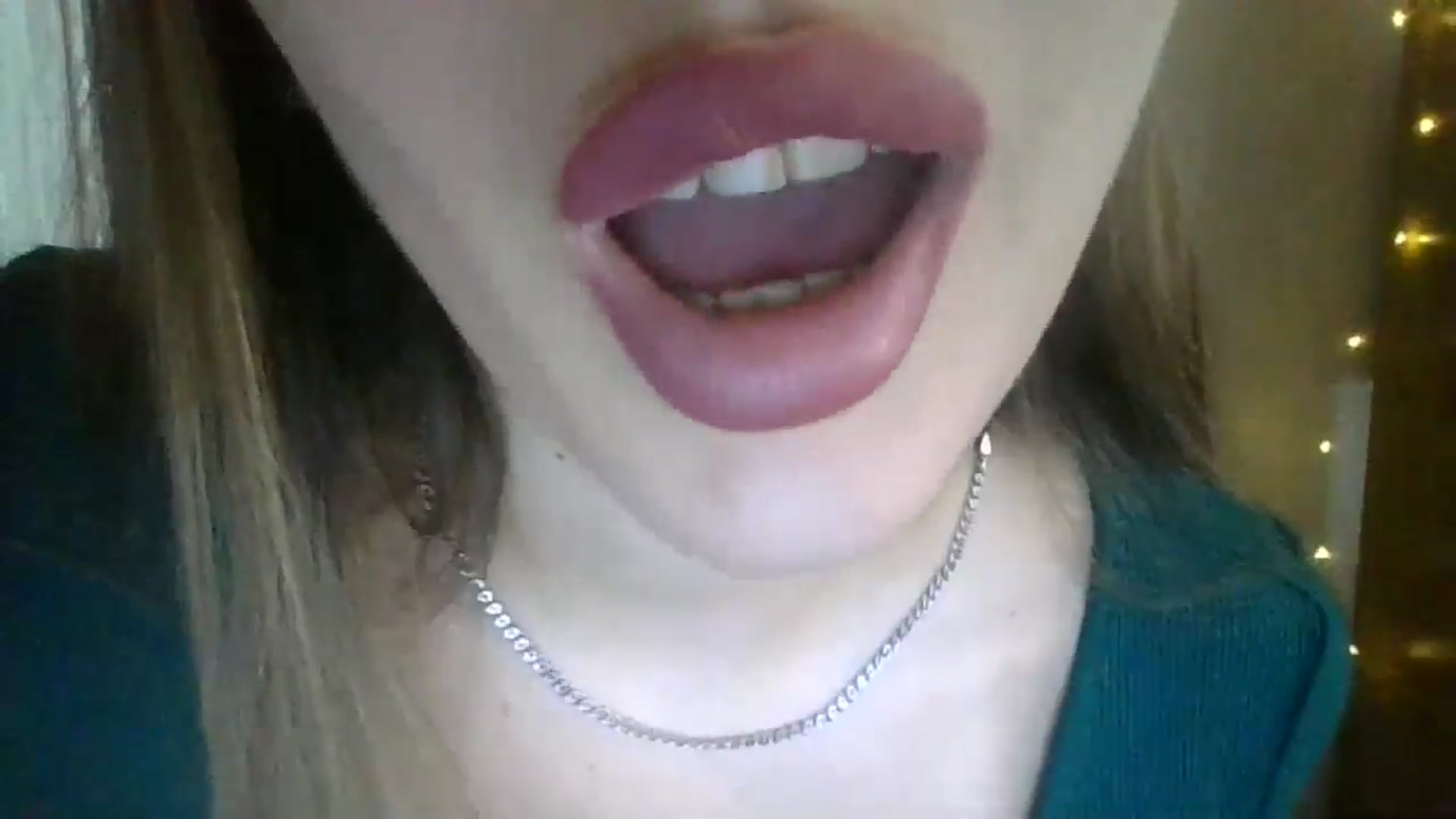 Gallery image thumbnail from SarahMills's myfreecams stream on, 08/04/2025, 09:13 image 16 of 20