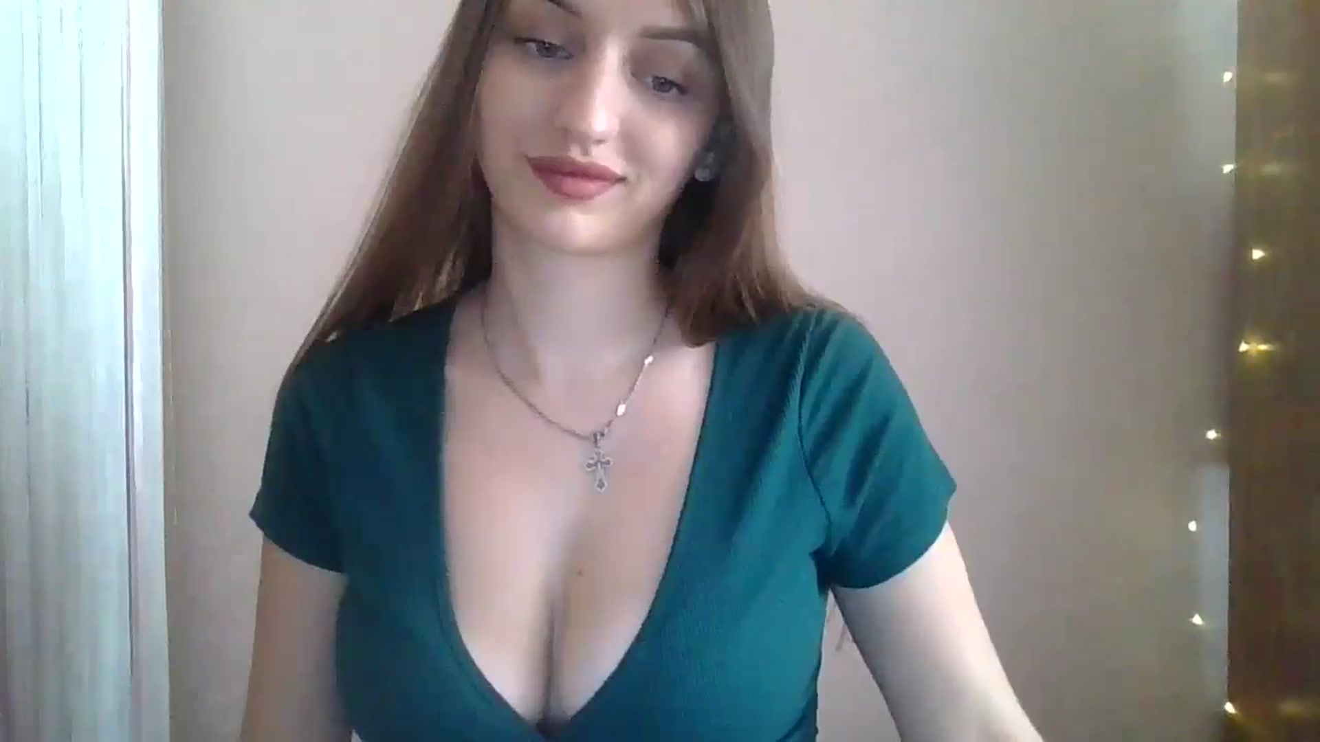 Gallery image thumbnail from SarahMills's myfreecams stream on, 08/07/2025, 08:44 image 17 of 20