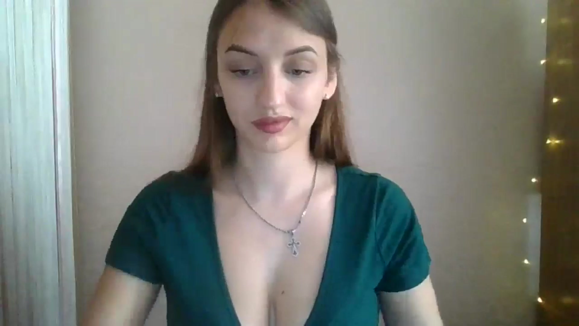 Gallery image thumbnail from SarahMills's myfreecams stream on, 08/07/2025, 08:44 image 6 of 20