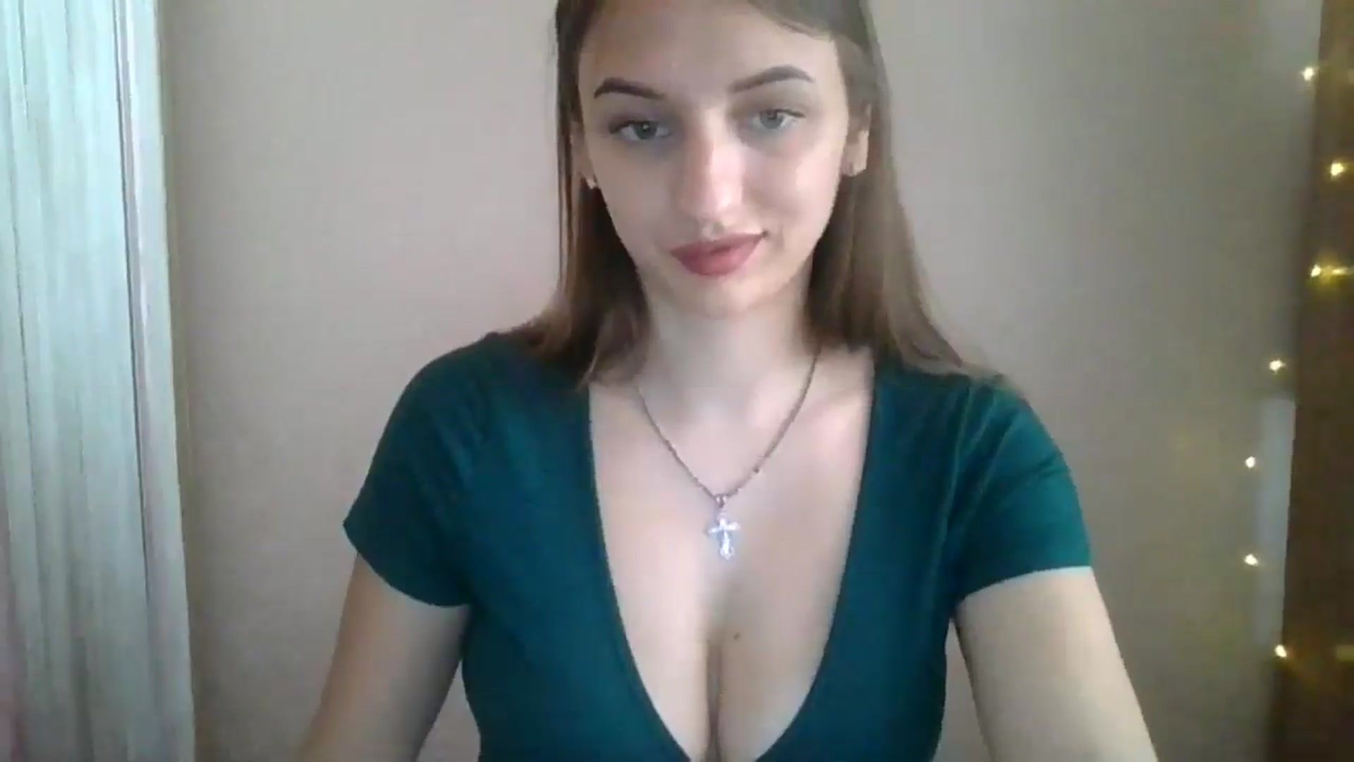 Gallery image thumbnail from SarahMills's myfreecams stream on, 08/07/2025, 09:42 image 8 of 20