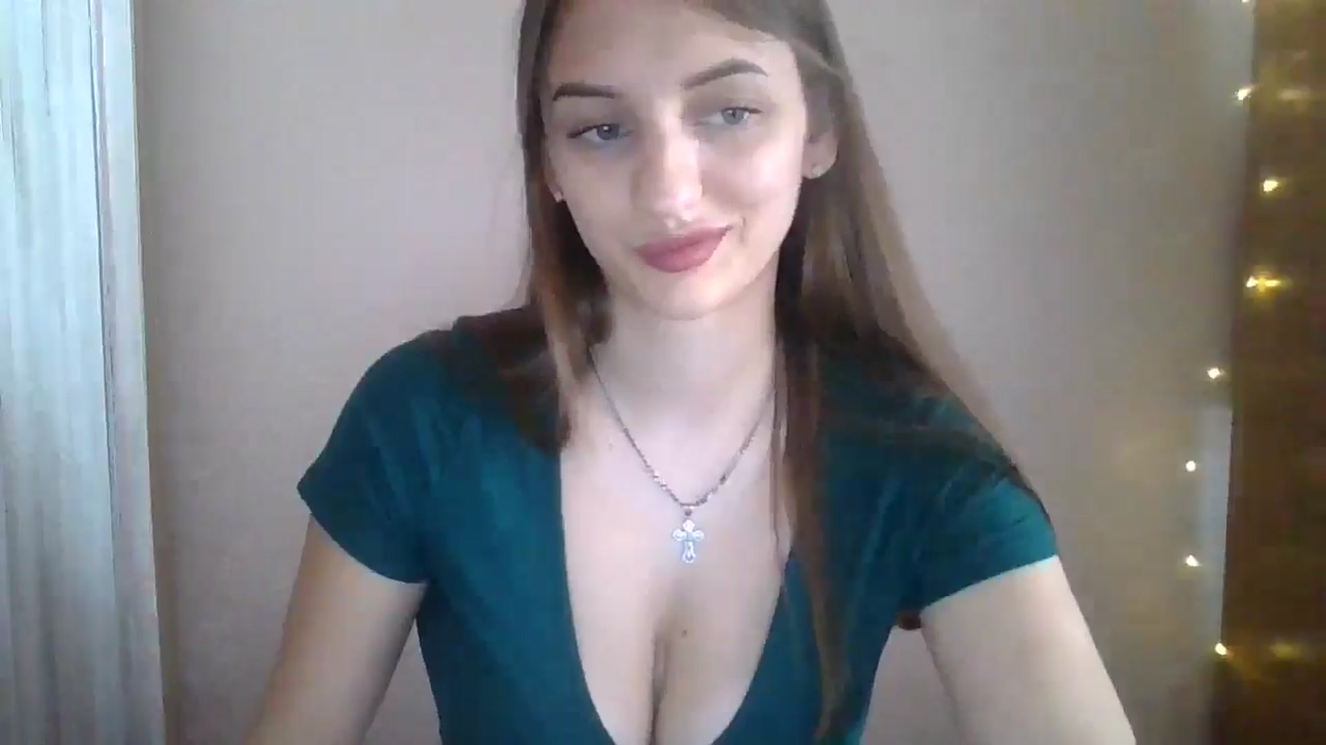 Gallery image thumbnail from SarahMills's myfreecams stream on, 08/07/2025, 10:18 image 17 of 20