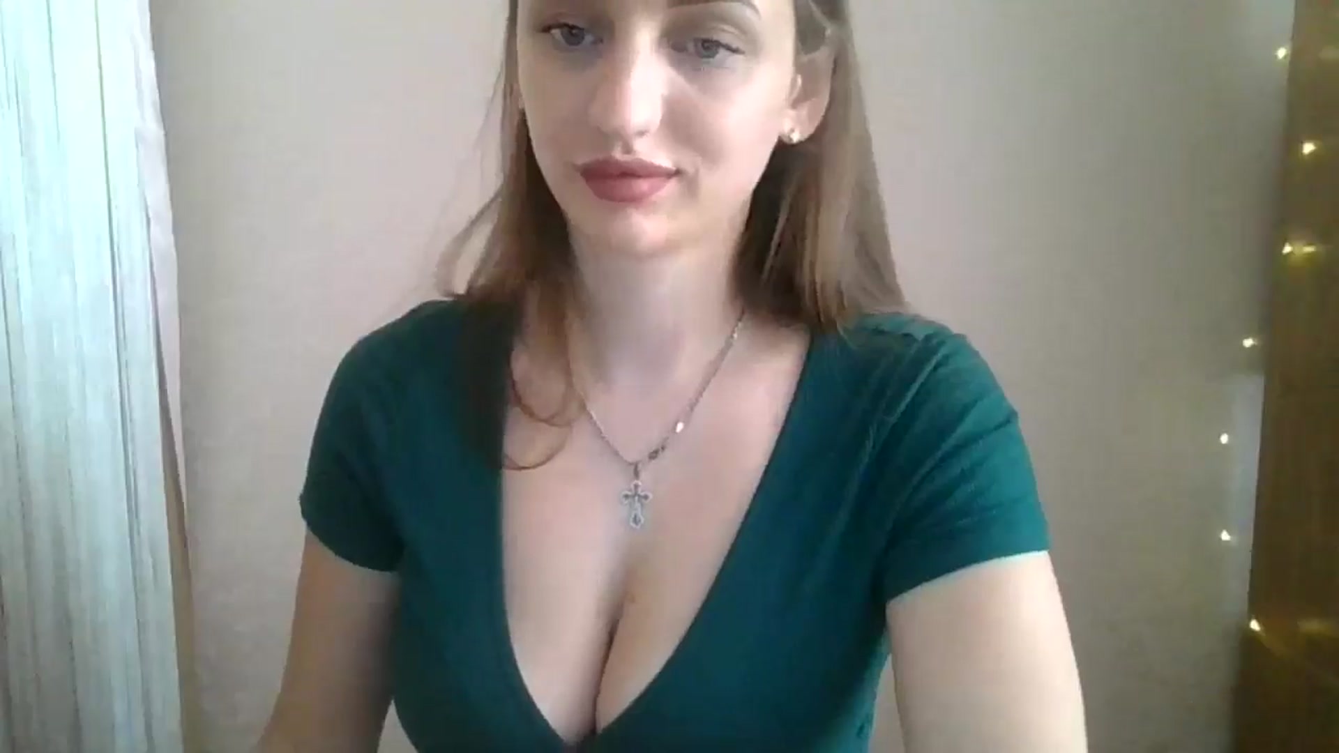 Gallery image thumbnail from SarahMills's myfreecams stream on, 08/07/2025, 10:18 image 10 of 20