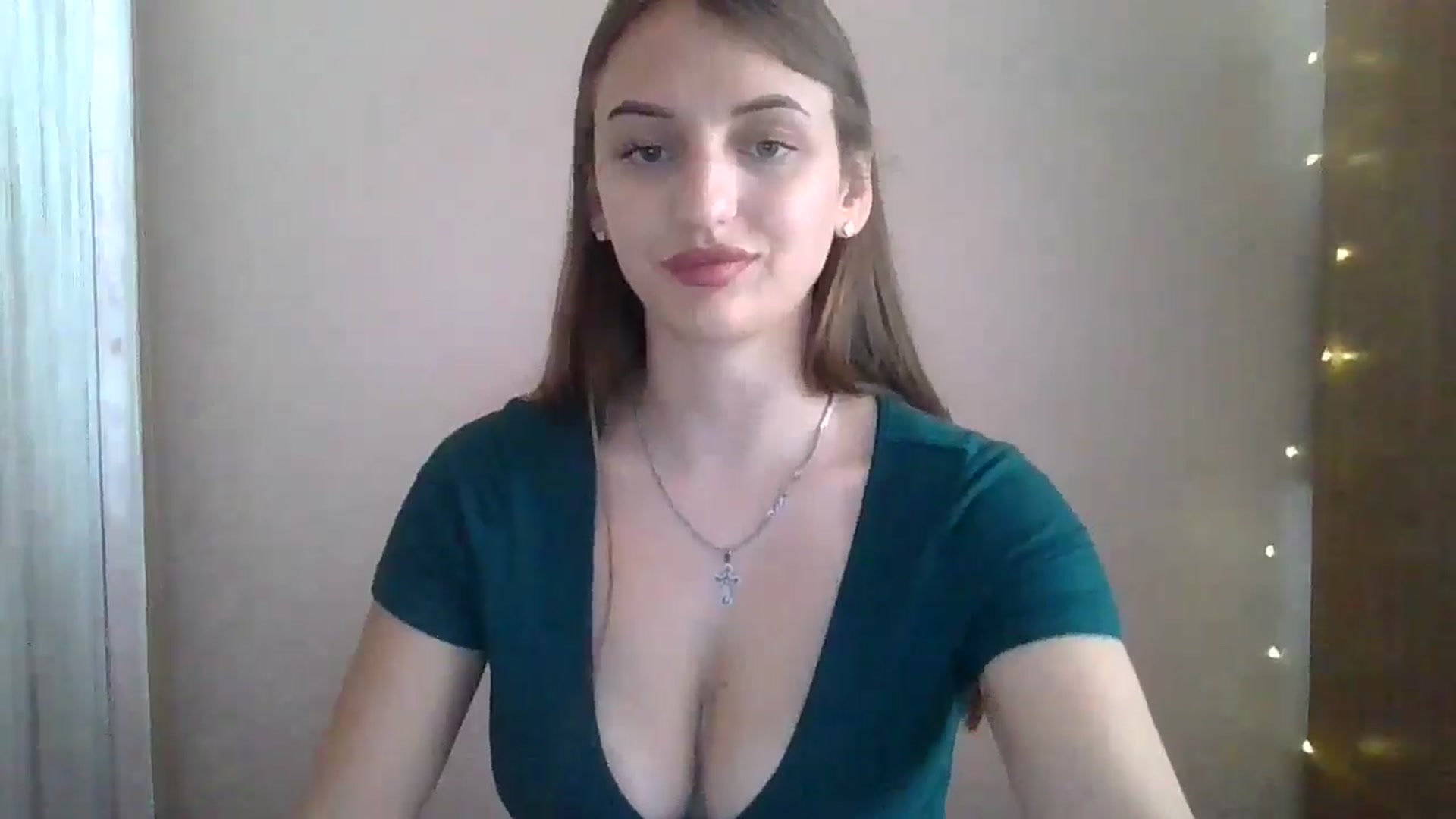 Gallery image thumbnail from SarahMills's myfreecams stream on, 08/07/2025, 12:00 image 6 of 20