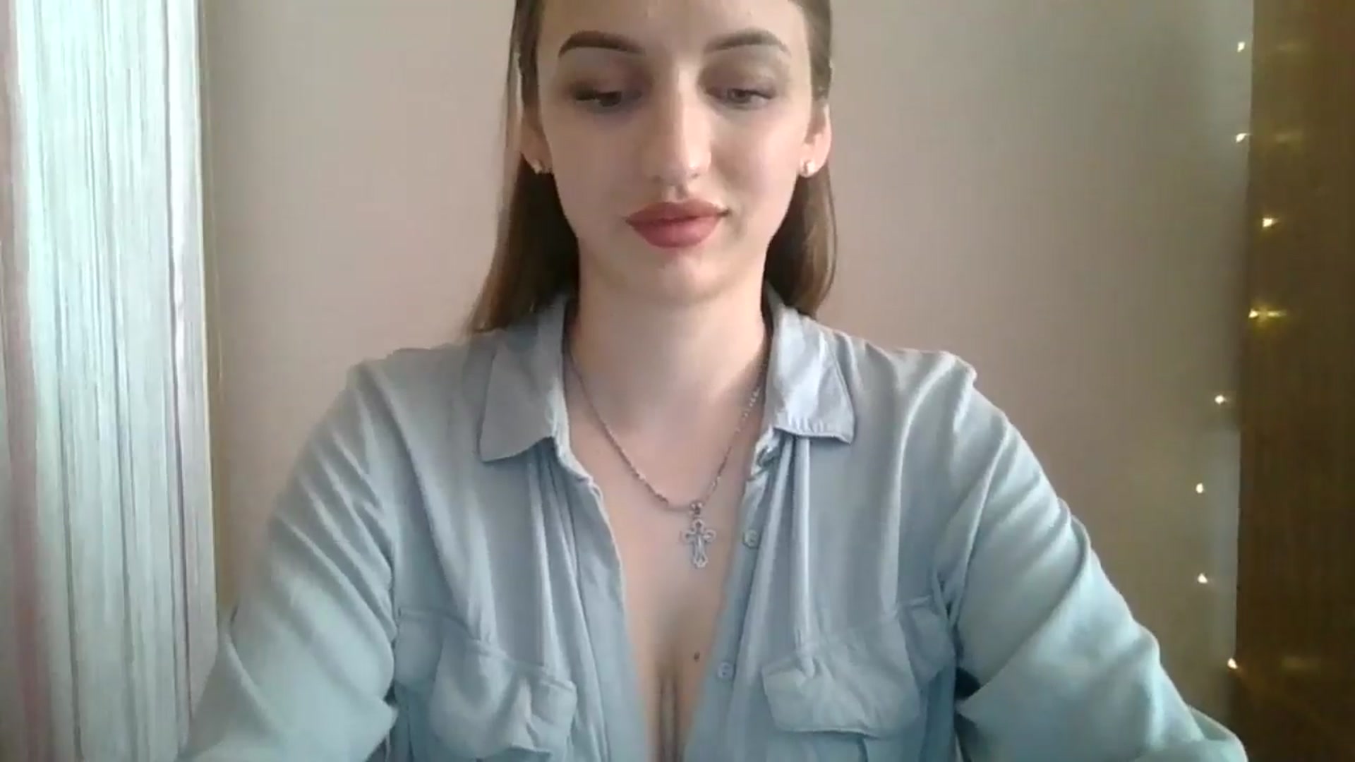 Gallery image thumbnail from SarahMills's myfreecams stream on, 08/08/2025, 11:56 image 2 of 20