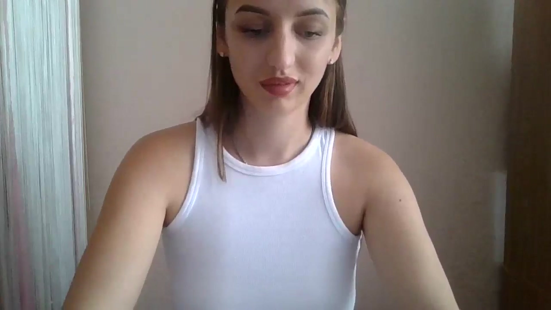 Gallery image thumbnail from SarahMills's myfreecams stream on, 08/10/2025, 10:33 image 10 of 20