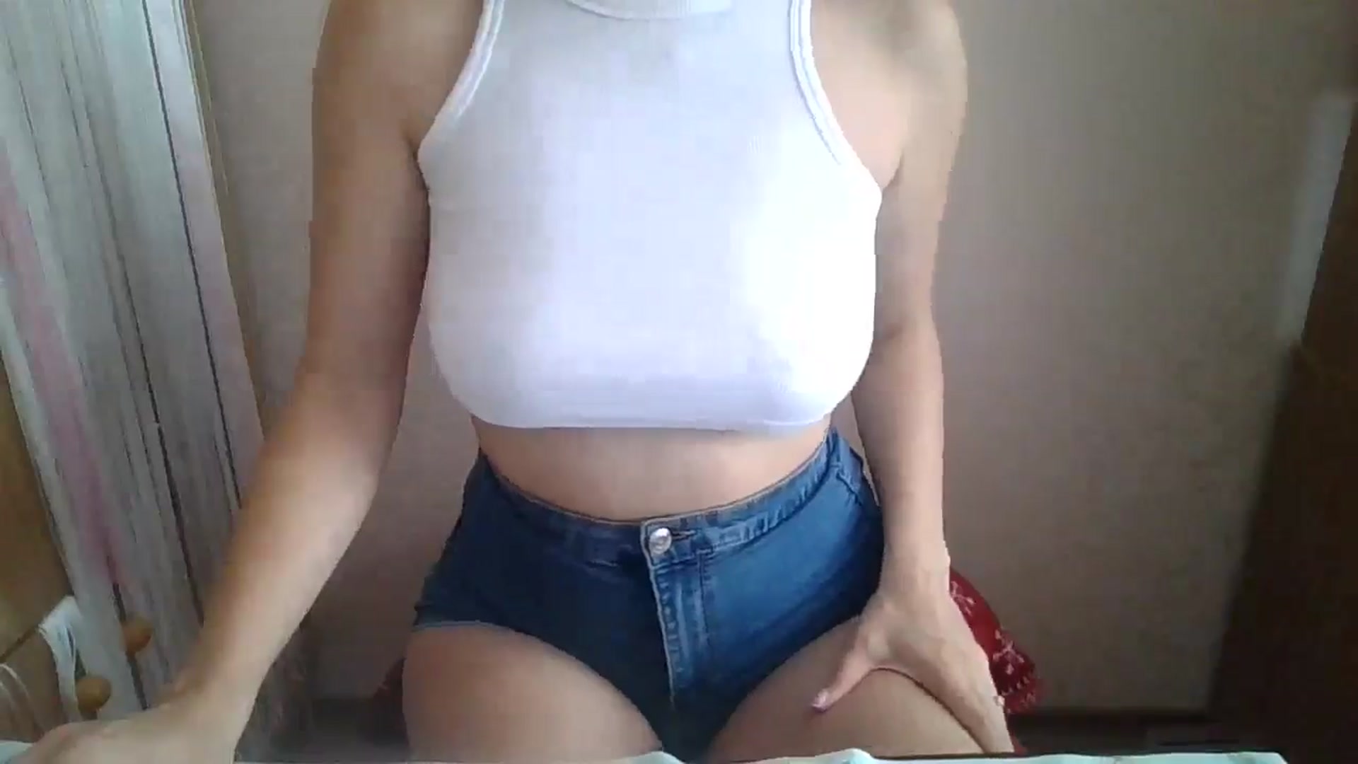 Gallery image thumbnail from SarahMills's myfreecams stream on, 08/10/2025, 12:13 image 14 of 20