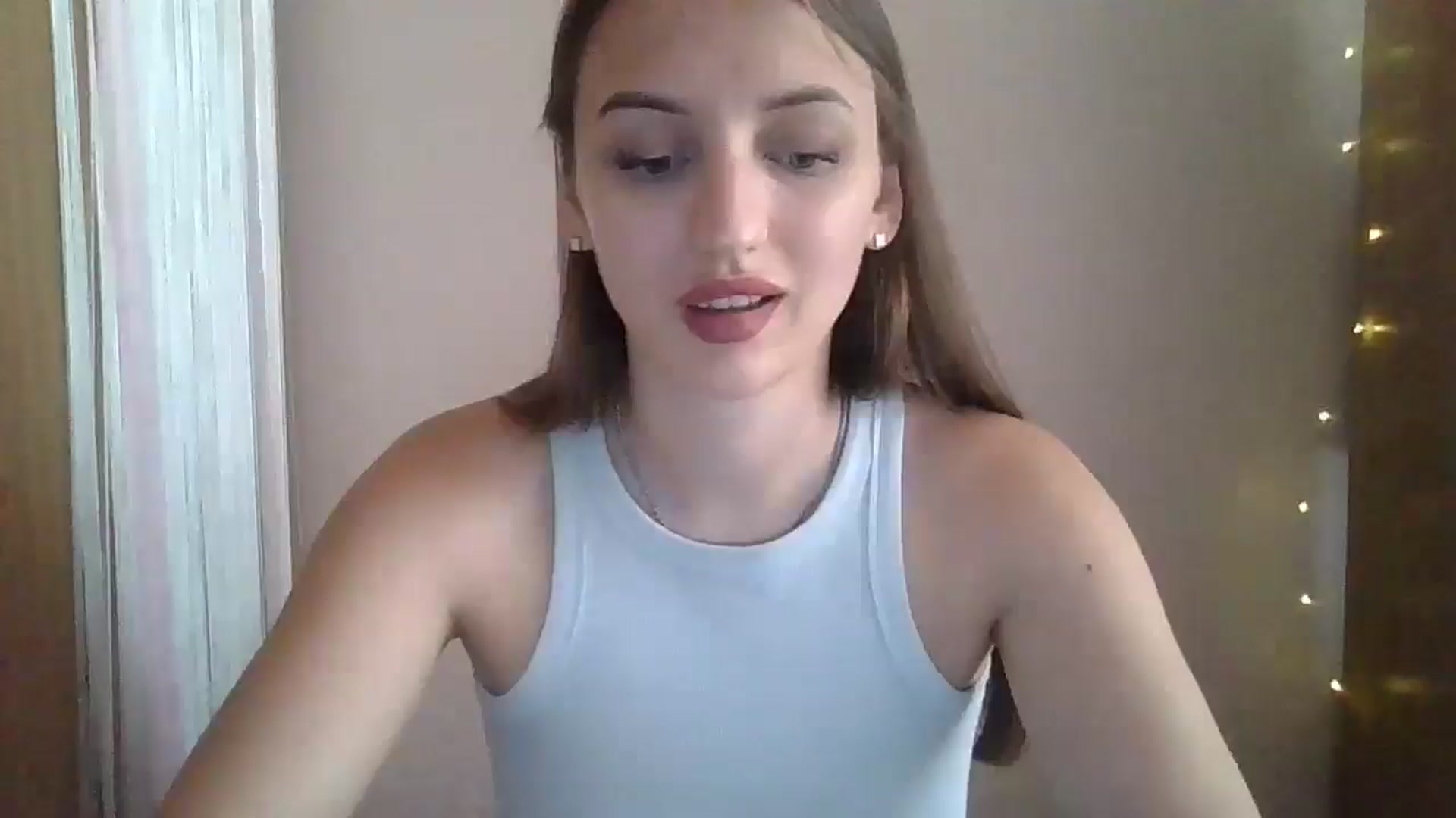 Gallery image thumbnail from SarahMills's myfreecams stream on, 08/11/2025, 13:21 image 1 of 20
