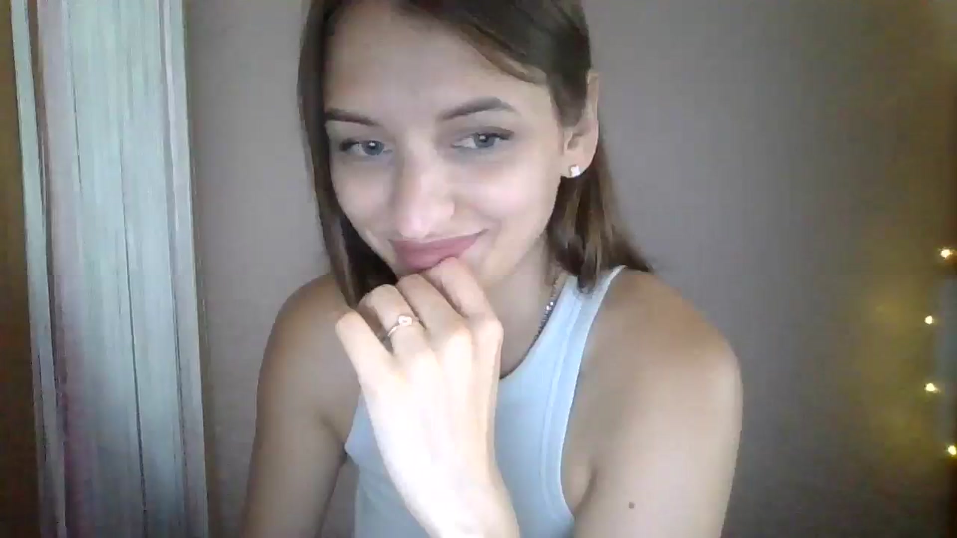 Gallery image thumbnail from SarahMills's myfreecams stream on, 08/11/2025, 14:58 image 7 of 20