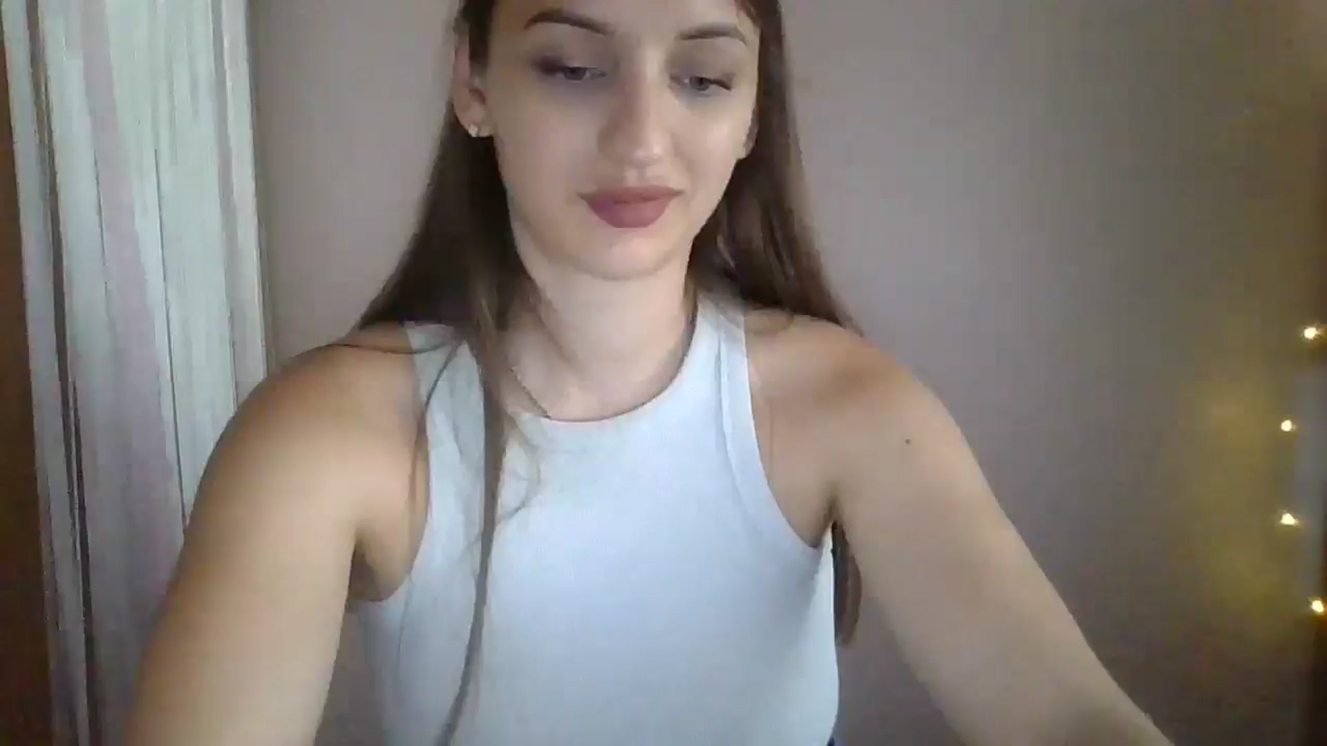 Gallery image thumbnail from SarahMills's myfreecams stream on, 08/11/2025, 14:58 image 3 of 20