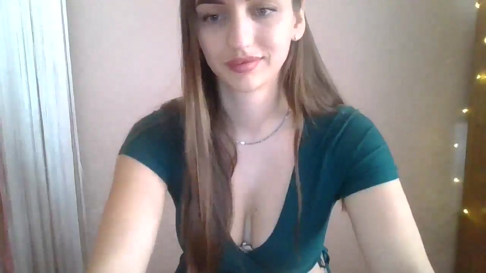 Gallery image thumbnail from SarahMills's myfreecams stream on, 08/14/2025, 09:19 image 18 of 20