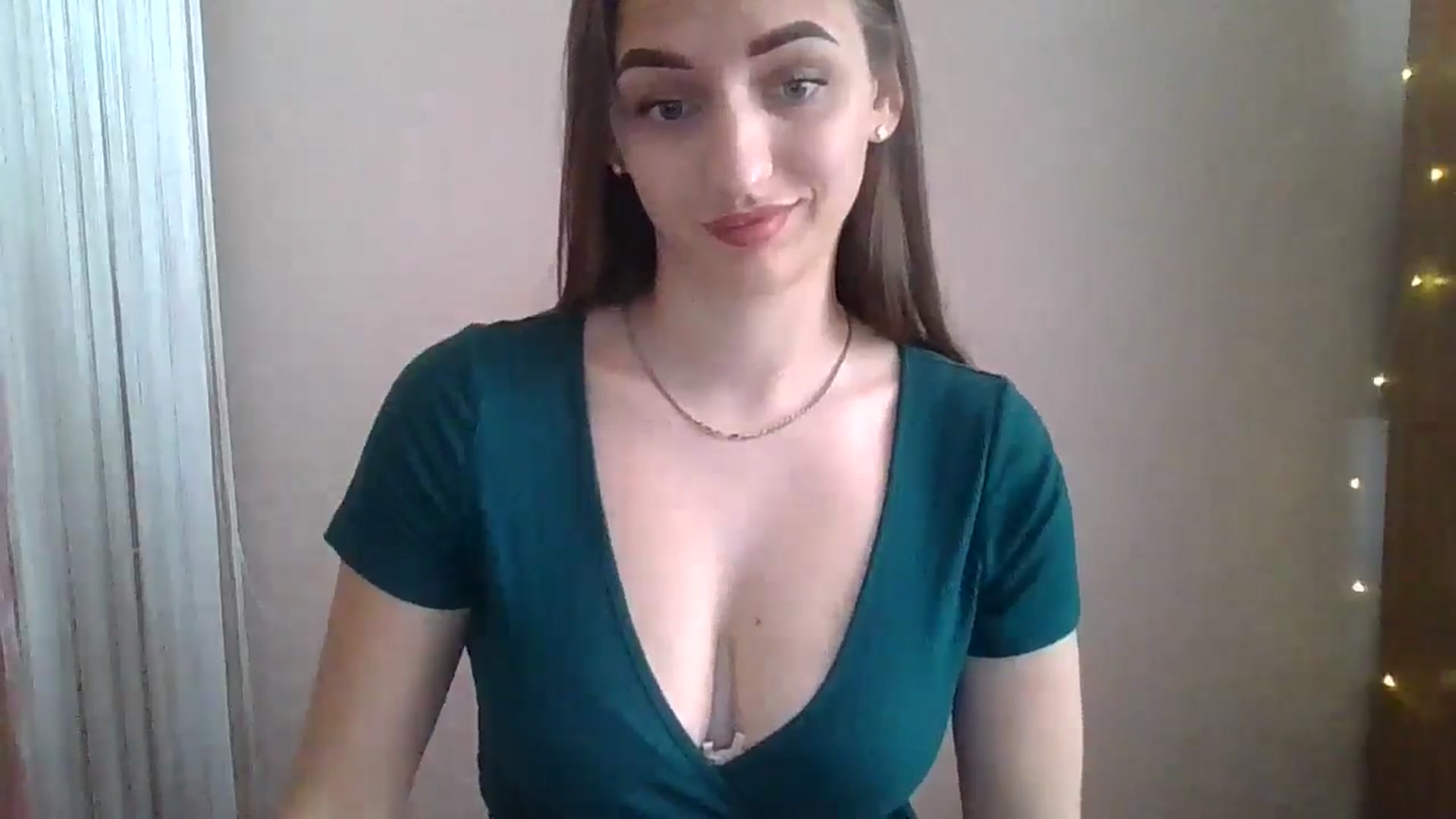 Gallery image thumbnail from SarahMills's myfreecams stream on, 08/14/2025, 09:40 image 4 of 20