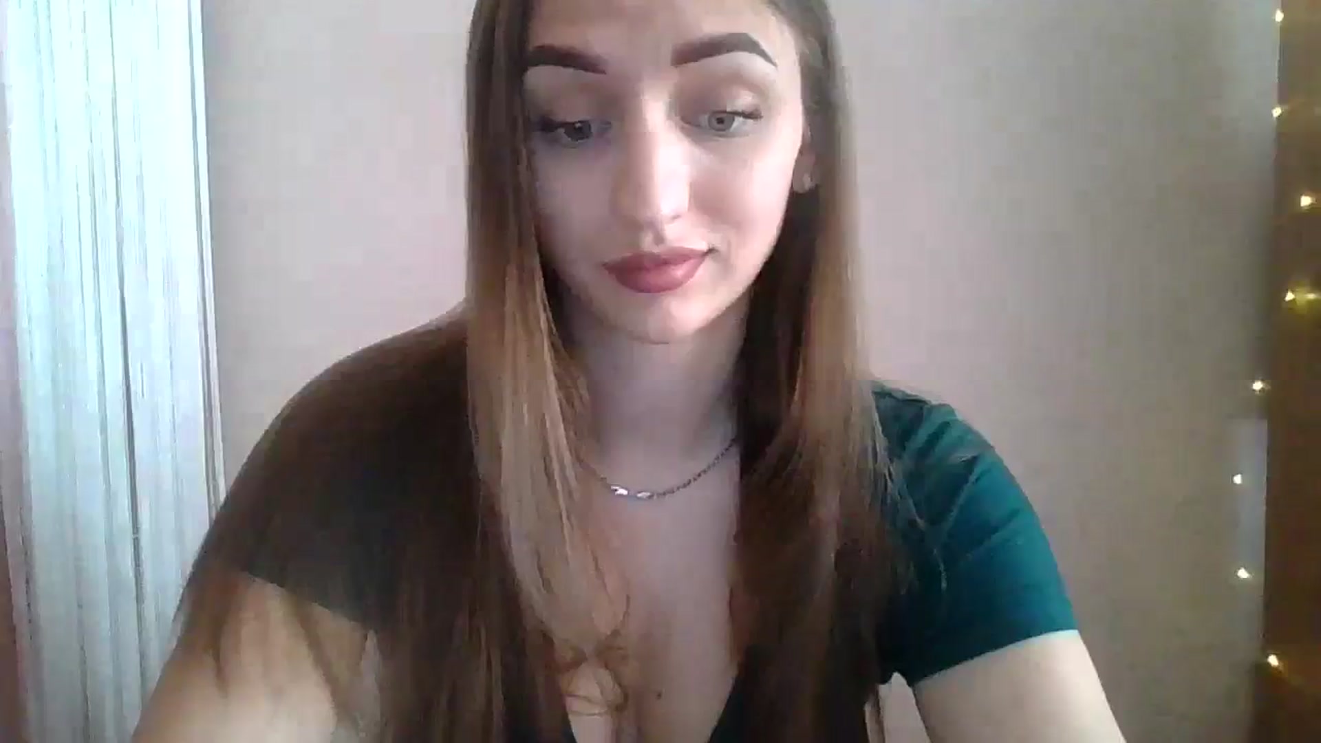 Gallery image thumbnail from SarahMills's myfreecams stream on, 08/14/2025, 10:01 image 6 of 20