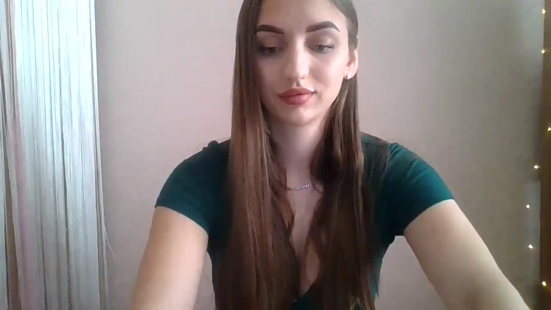 Gallery image thumbnail from SarahMills's myfreecams stream on, 08/14/2025, 11:28 image 13 of 20