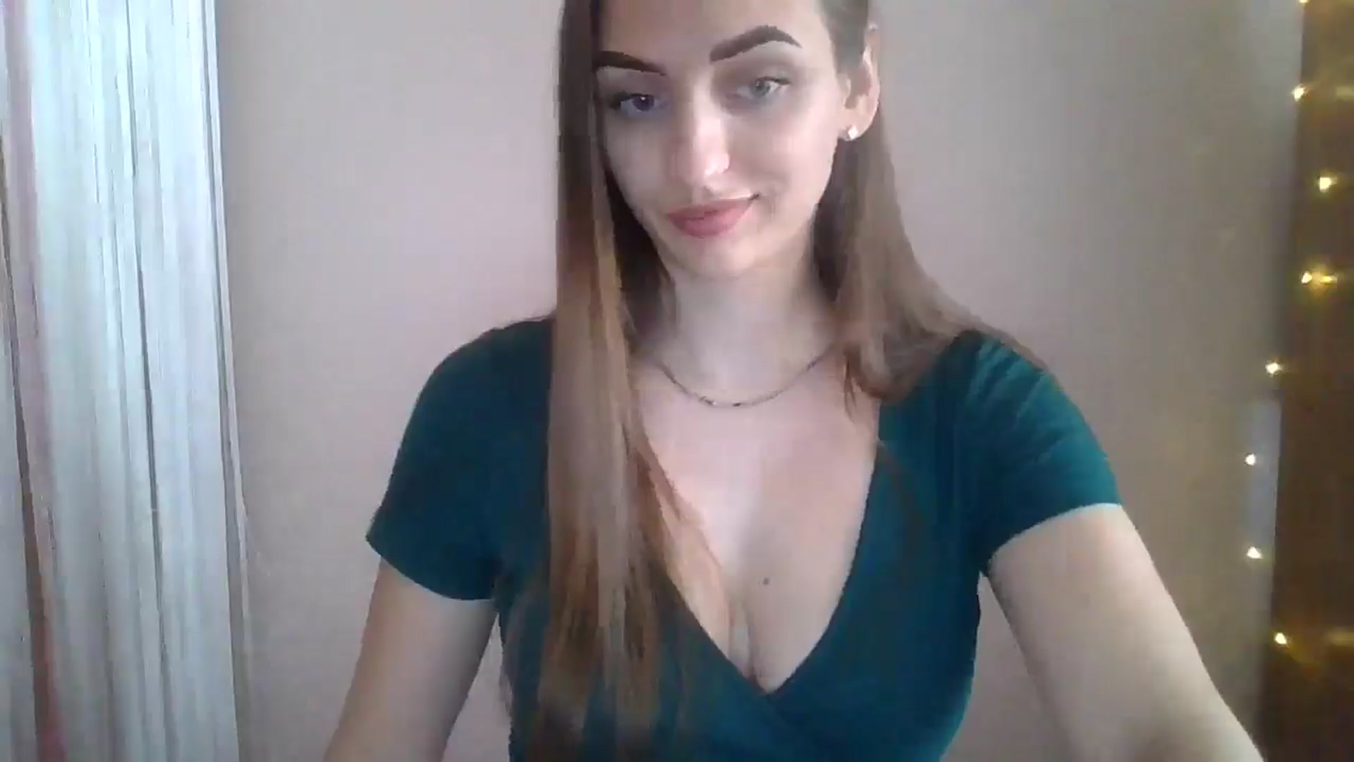 Gallery image thumbnail from SarahMills's myfreecams stream on, 08/14/2025, 12:11 image 4 of 20