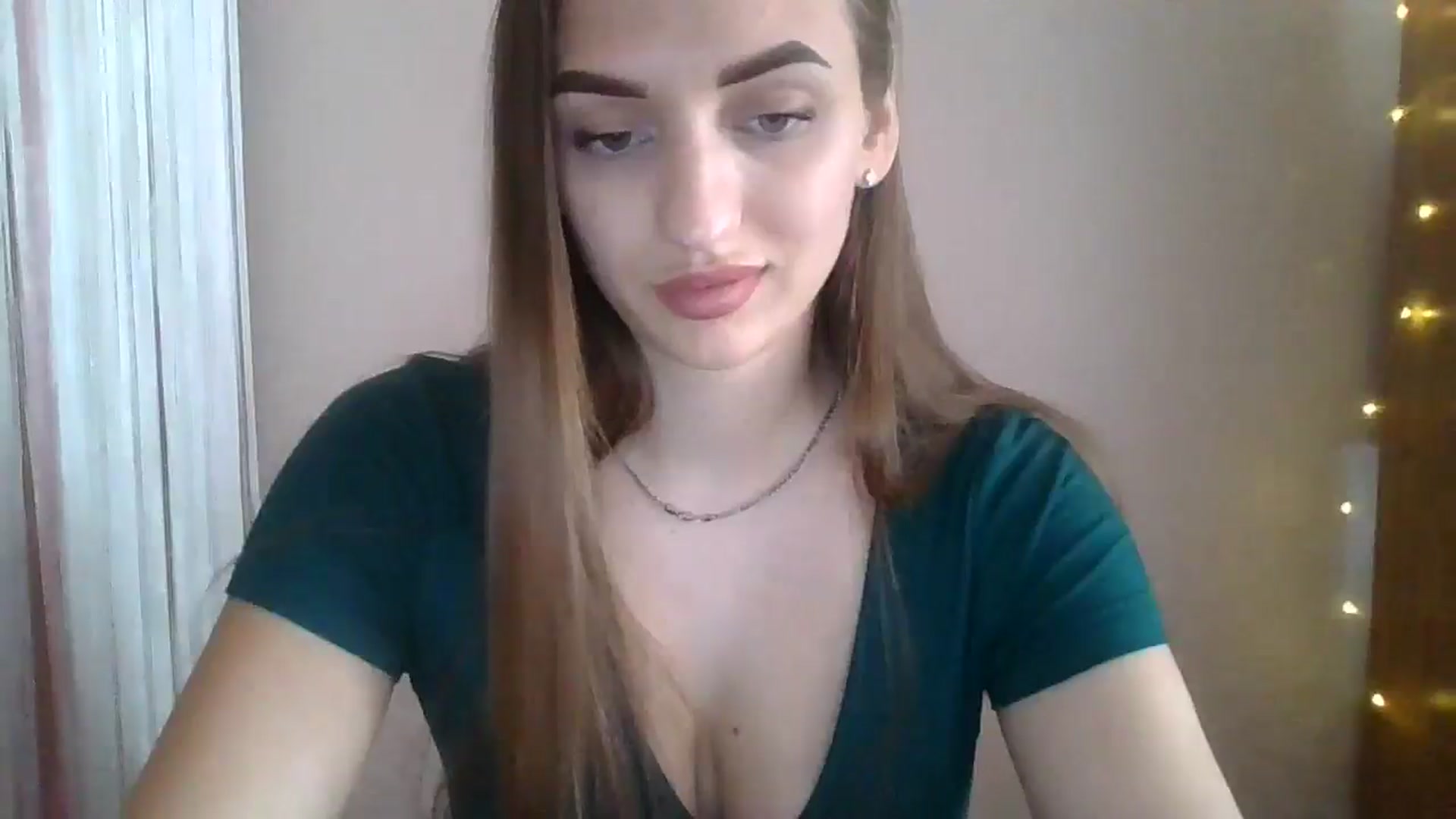Gallery image thumbnail from SarahMills's myfreecams stream on, 08/14/2025, 12:11 image 3 of 20