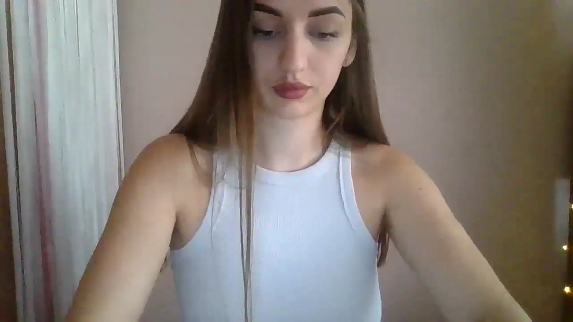 Gallery image thumbnail from SarahMills's myfreecams stream on, 08/15/2025, 09:28 image 18 of 20