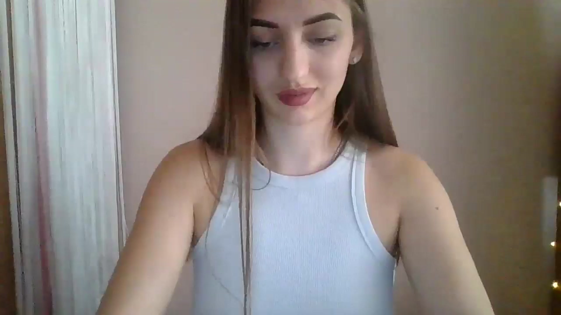 Gallery image thumbnail from SarahMills's myfreecams stream on, 08/15/2025, 09:28 image 20 of 20
