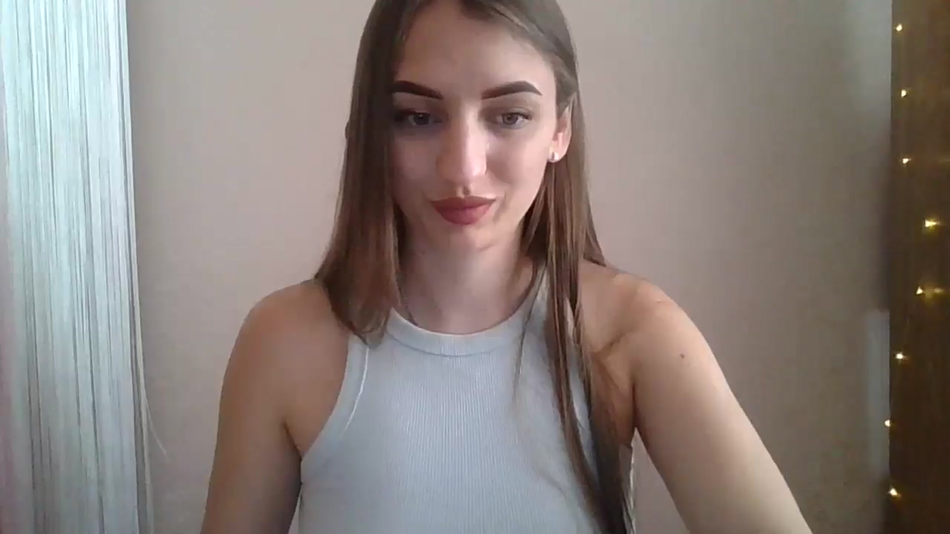 Gallery image thumbnail from SarahMills's myfreecams stream on, 08/15/2025, 12:00 image 17 of 20