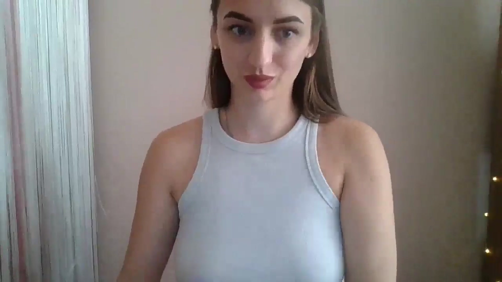 Gallery image thumbnail from SarahMills's myfreecams stream on, 08/15/2025, 13:13 image 6 of 20