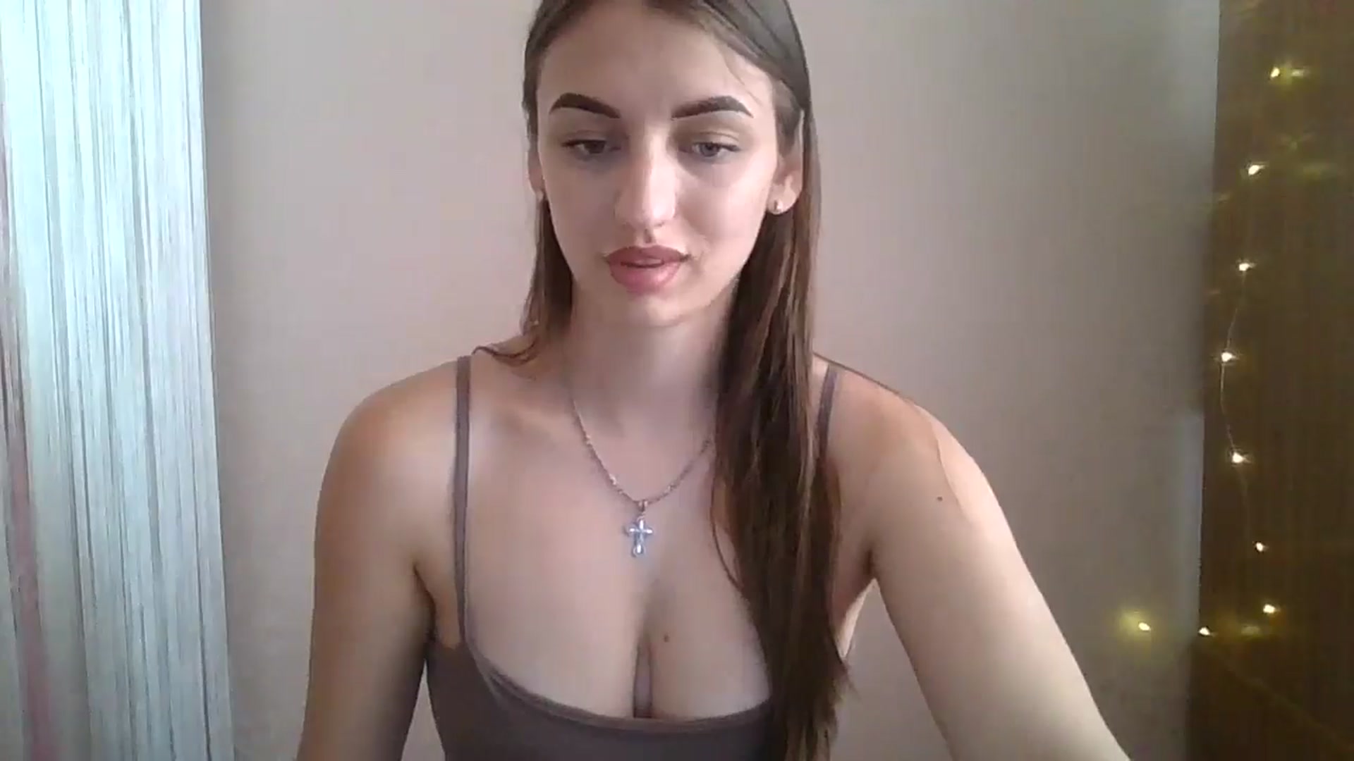 Gallery image thumbnail from SarahMills's myfreecams stream on, 08/16/2025, 12:01 image 3 of 20
