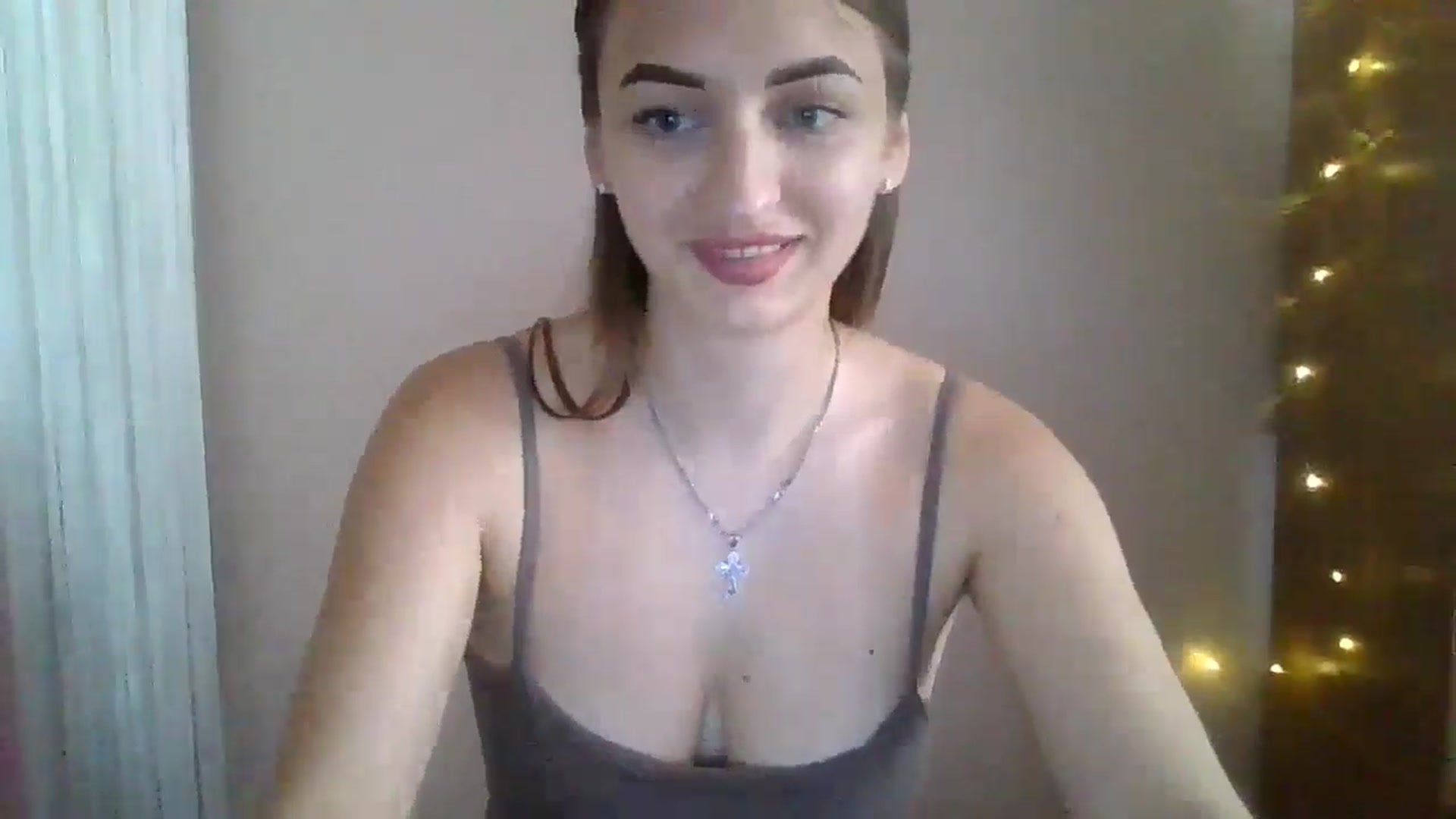 Gallery image thumbnail from SarahMills's myfreecams stream on, 08/16/2025, 14:10 image 14 of 20