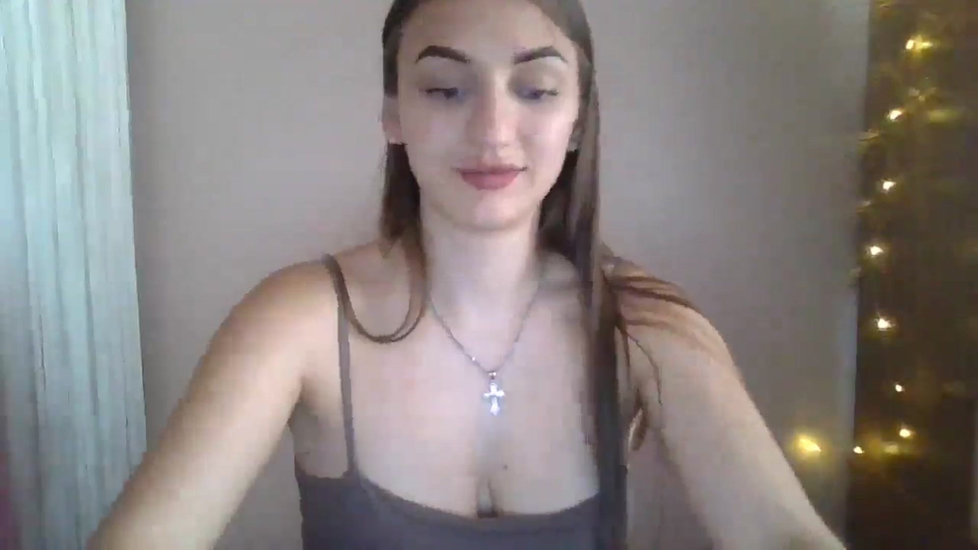 Gallery image thumbnail from SarahMills's myfreecams stream on, 08/16/2025, 14:10 image 17 of 20