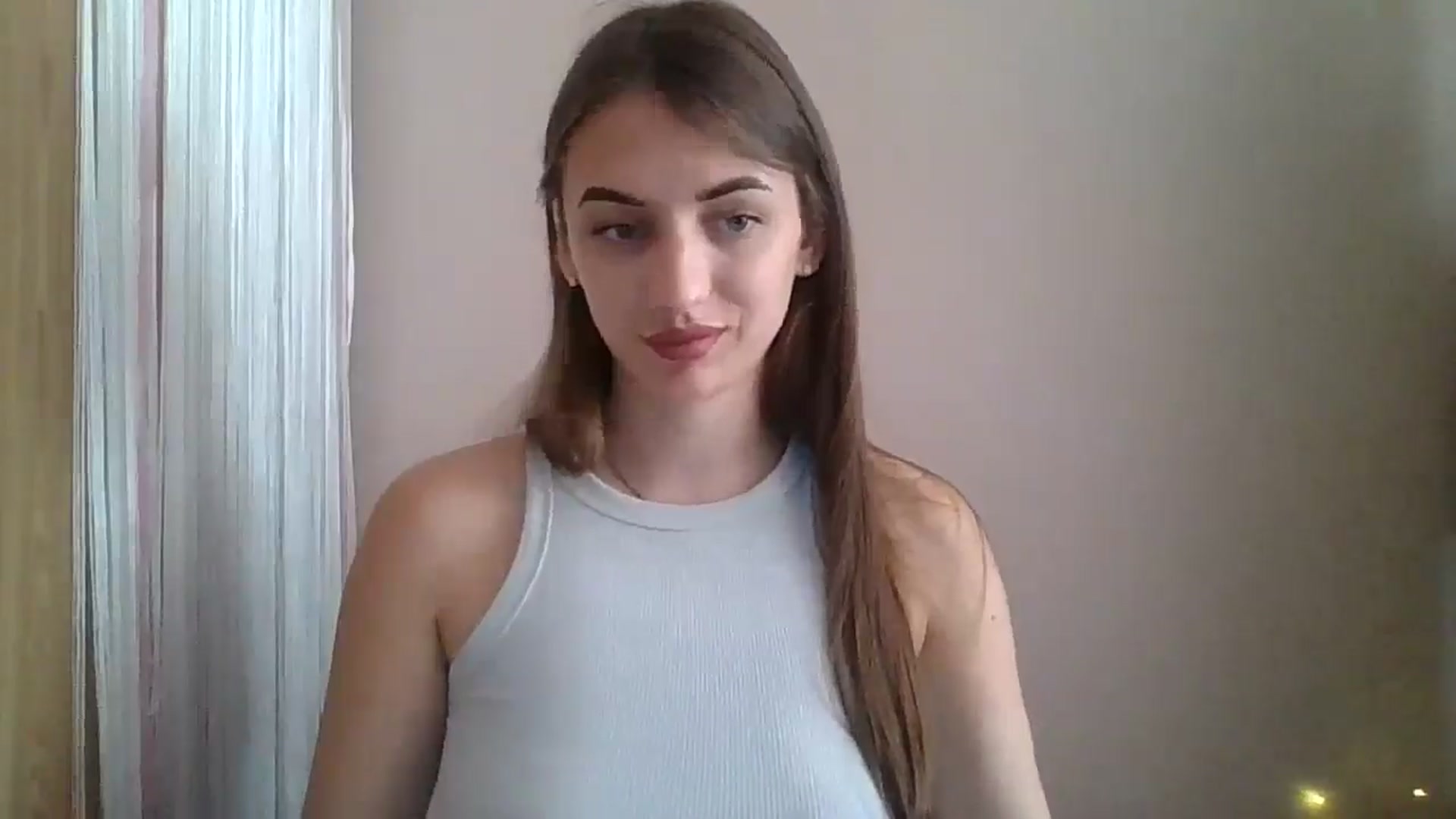 Gallery image thumbnail from SarahMills's myfreecams stream on, 08/17/2025, 11:55 image 9 of 20