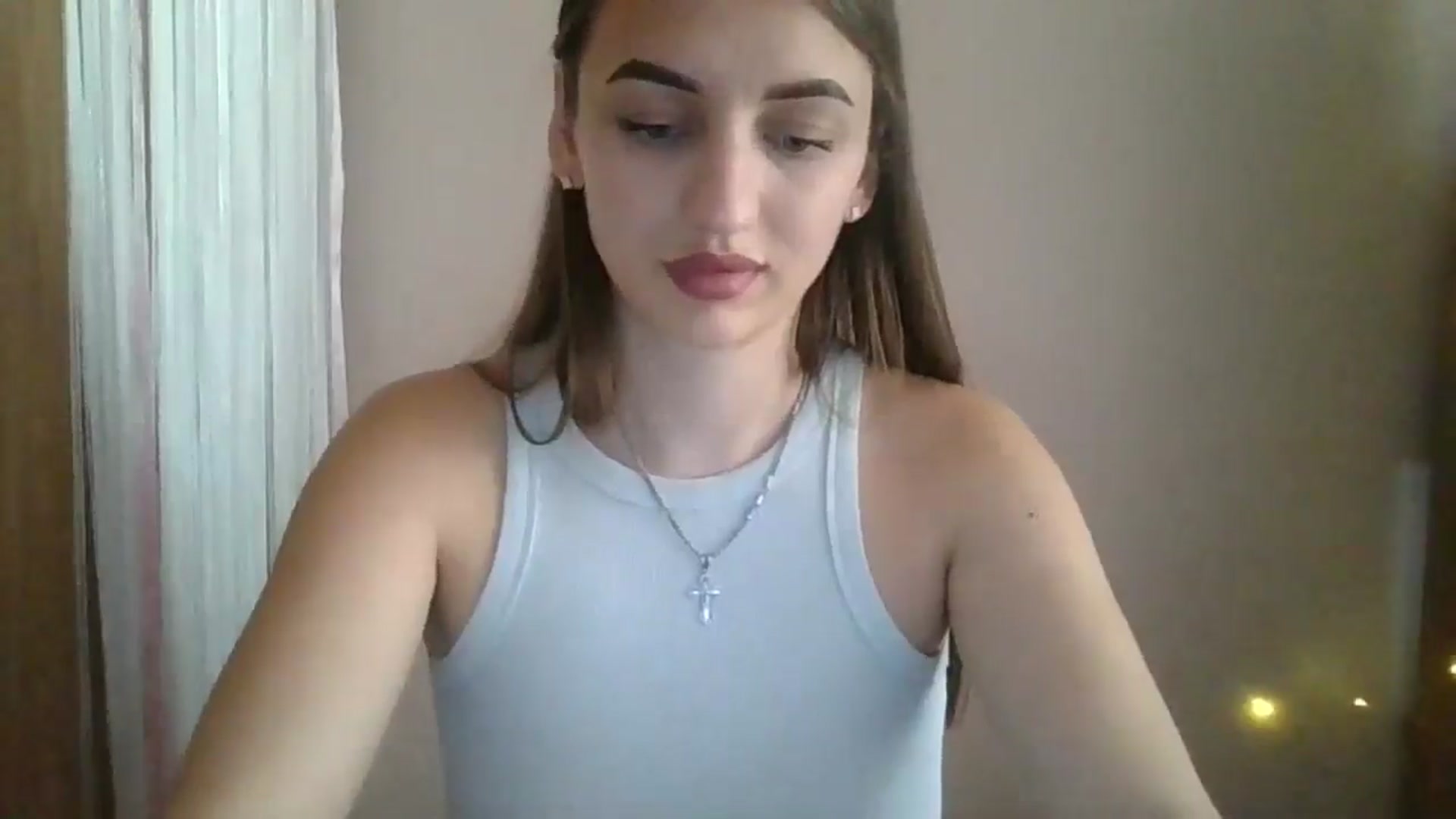 Gallery image thumbnail from SarahMills's myfreecams stream on, 08/17/2025, 13:56 image 5 of 20
