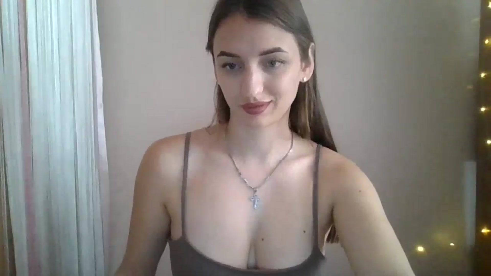 Gallery image thumbnail from SarahMills's myfreecams stream on, 08/18/2025, 09:46 image 19 of 20