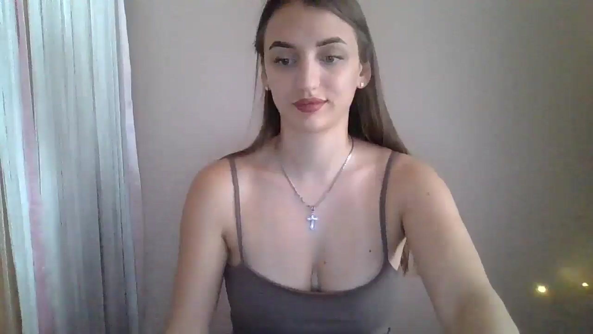 Gallery image thumbnail from SarahMills's myfreecams stream on, 08/18/2025, 12:39 image 15 of 20