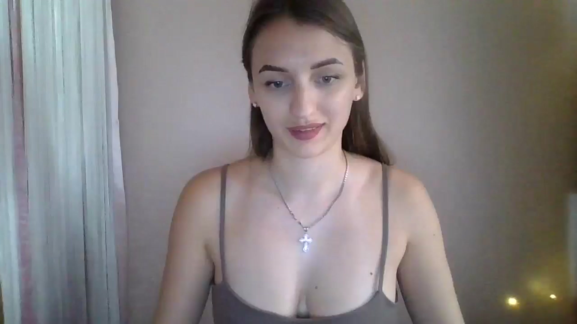 Gallery image thumbnail from SarahMills's myfreecams stream on, 08/18/2025, 13:06 image 15 of 20
