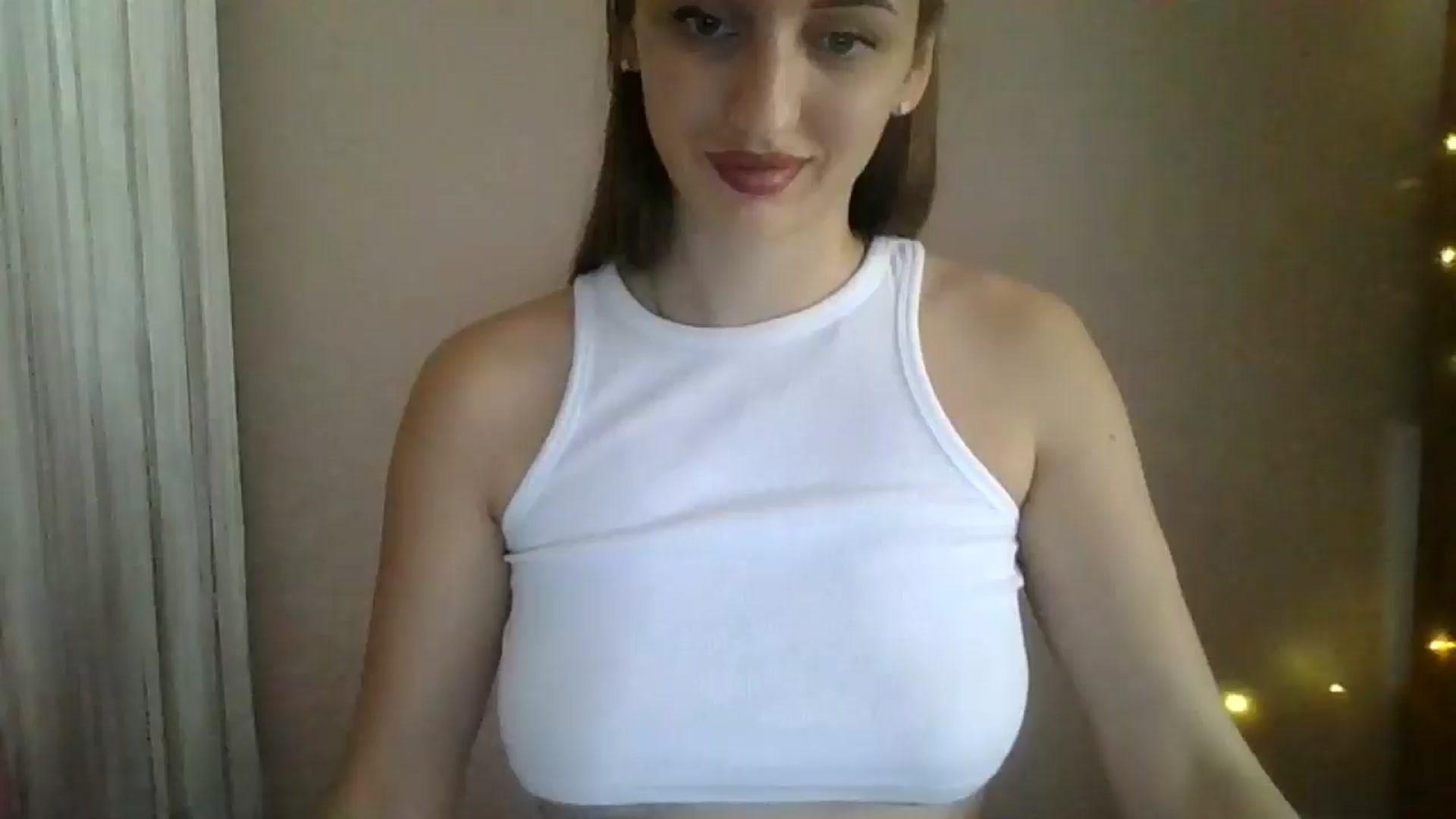 Gallery image thumbnail from SarahMills's myfreecams stream on, 08/21/2025, 14:10 image 1 of 20