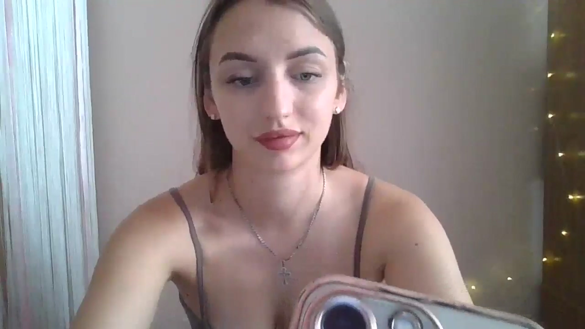 Gallery image thumbnail from SarahMills's myfreecams stream on, 08/22/2025, 10:12 image 2 of 20